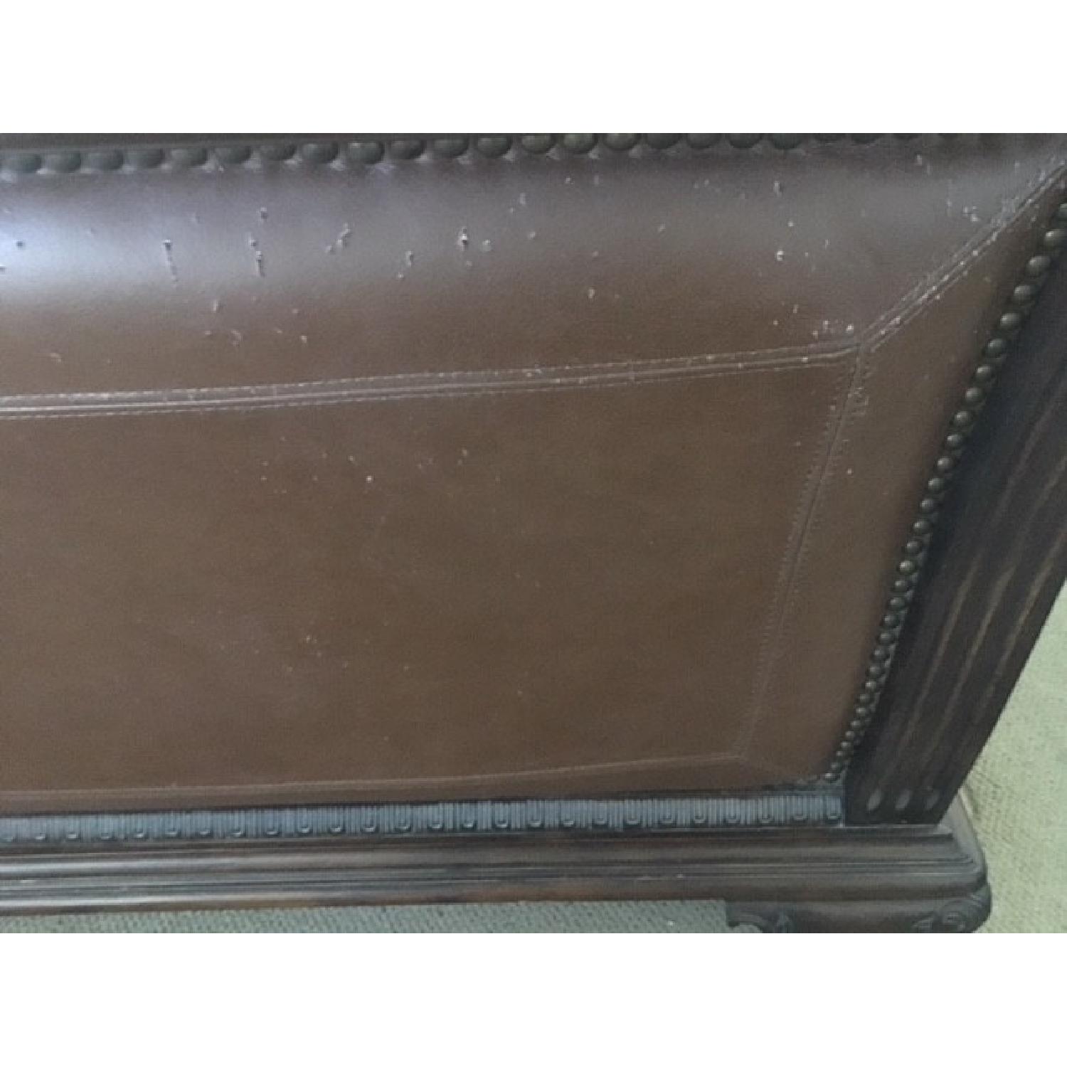 Raymour & Flanigan King Size Wood & Leather Sleigh Bed - image-8