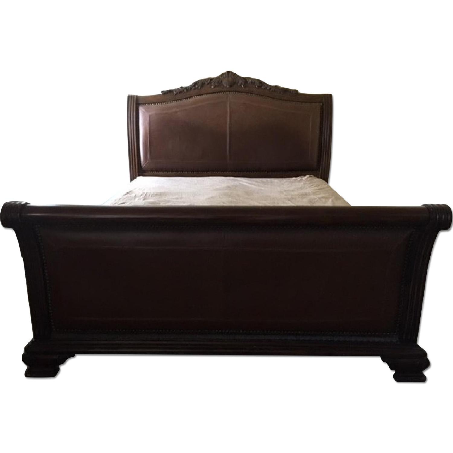 Raymour & Flanigan King Size Wood & Leather Sleigh Bed AptDeco