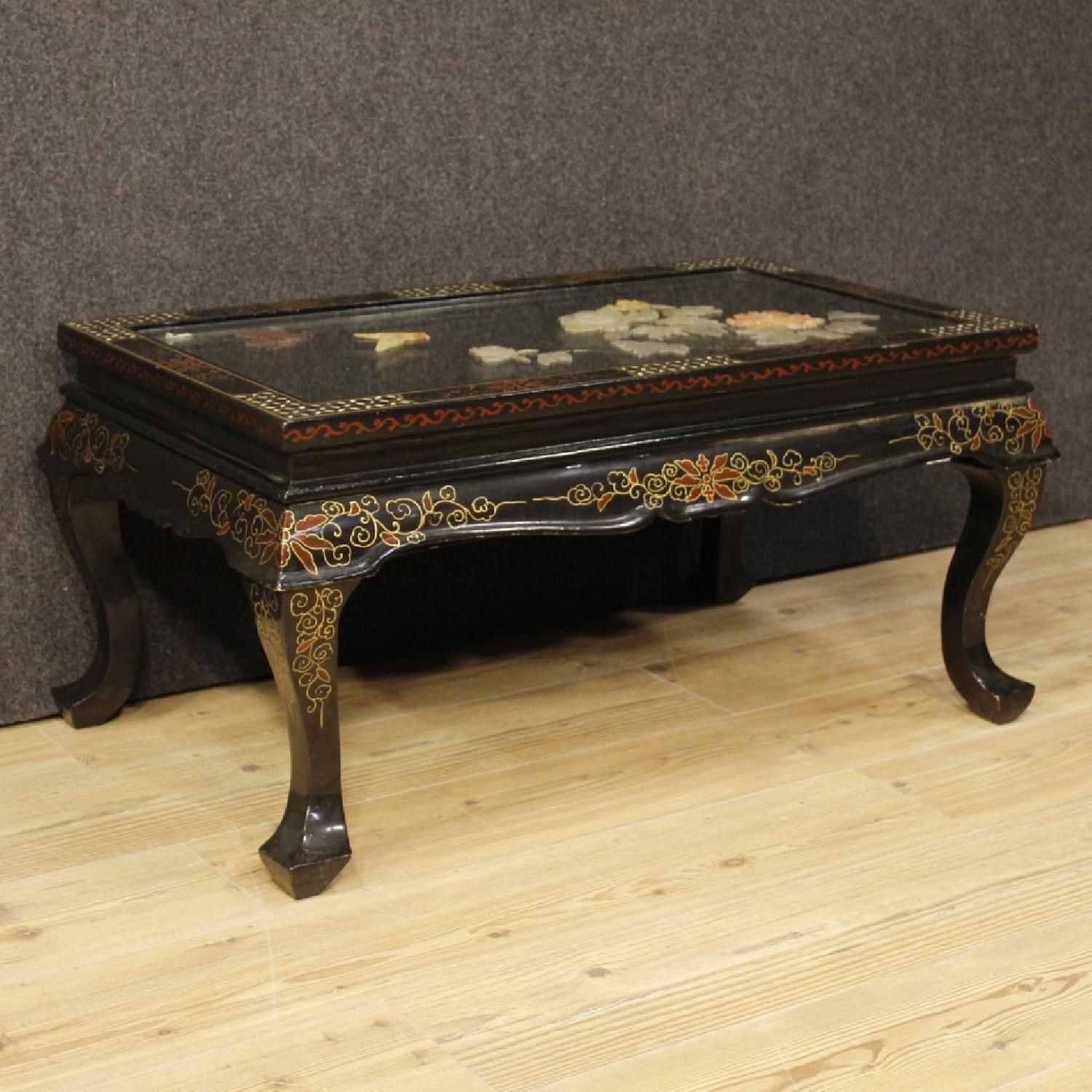 French Coffee Table in Lacquered Gilt Painted Chinoiserie - image-6