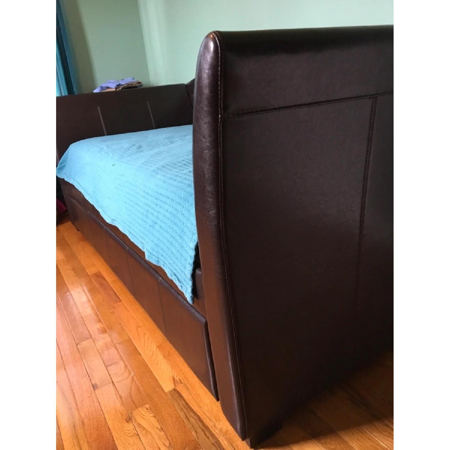 Bob S Montgomery Daybed W Trundle Aptdeco