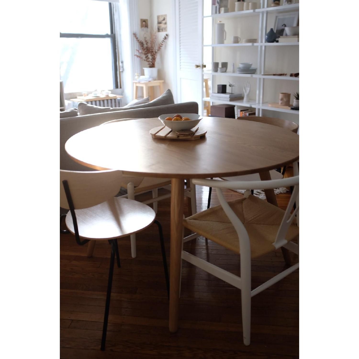 Article Seno Round Dining Table - image-1