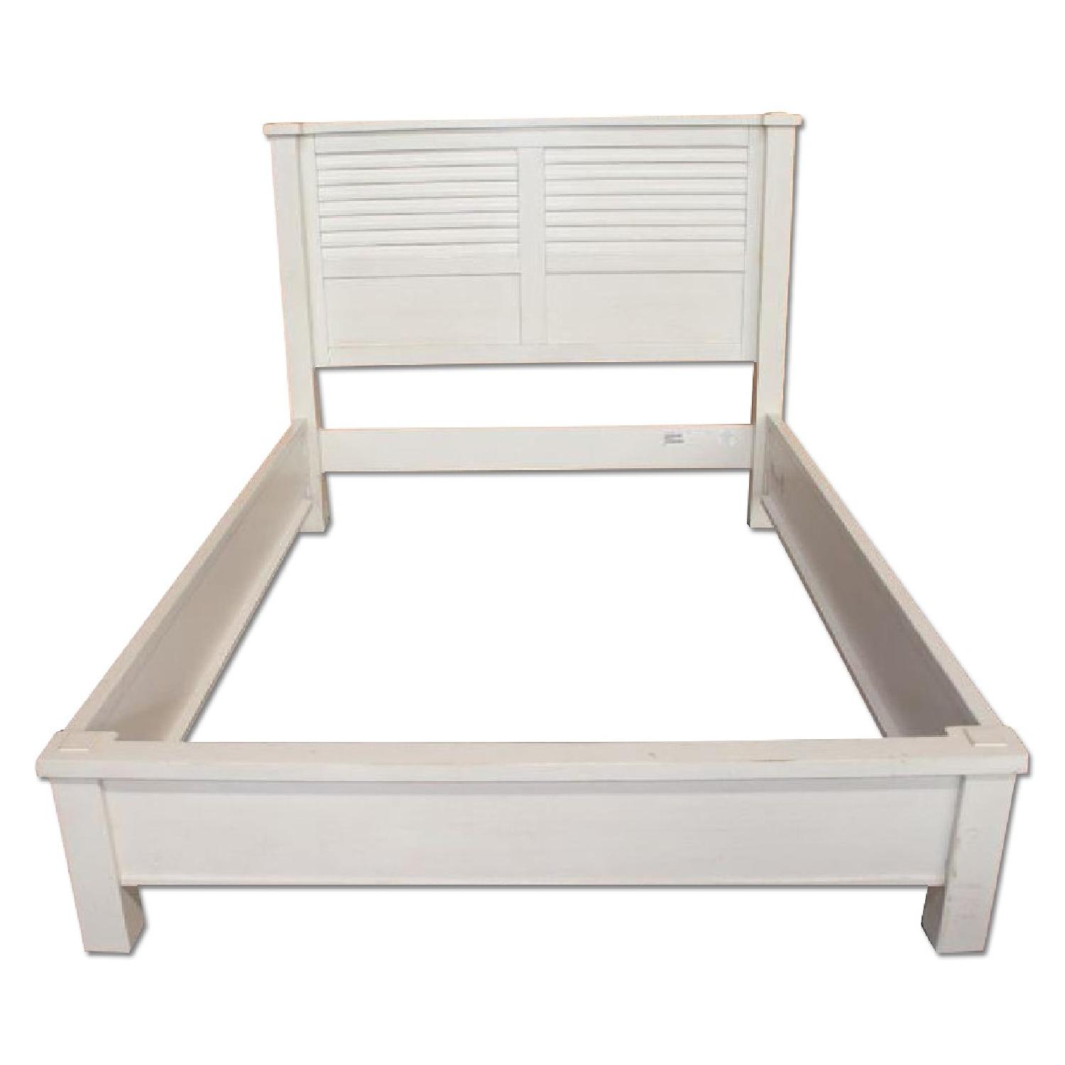 Ethan Allen Queen Size Wood Bed Frame AptDeco