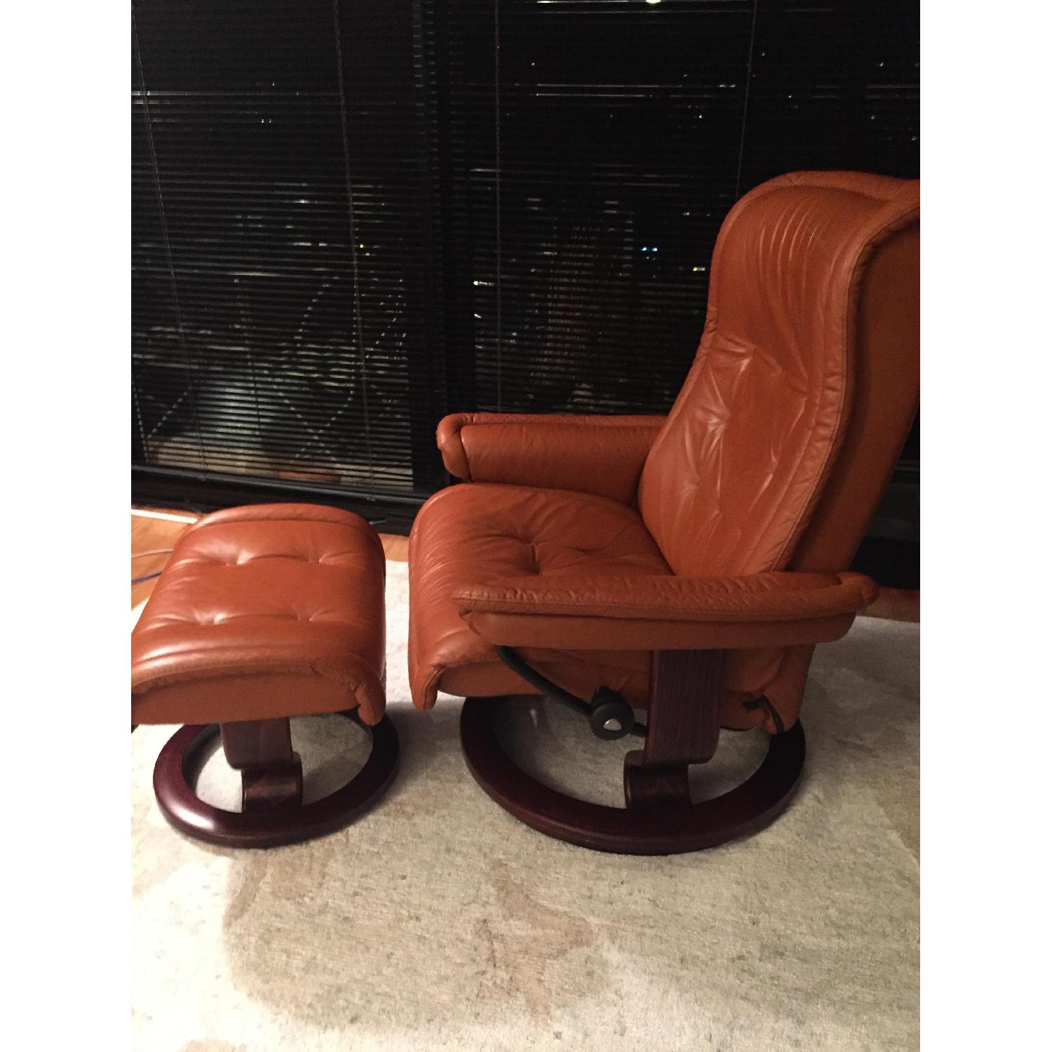 Ekornes Stressless Royal Large Recliner and Ottoman - image-5