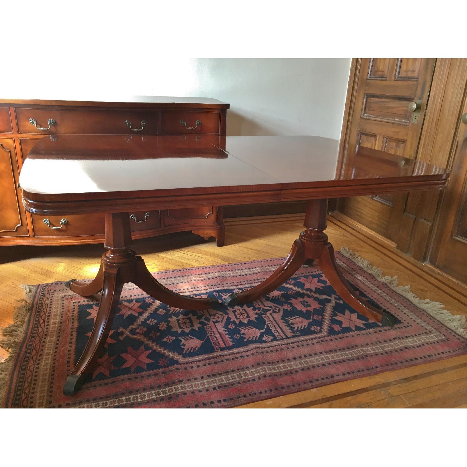 Morganton Duncan Phyfe Regency Dining Room Table w/ 6 Chairs - image-1