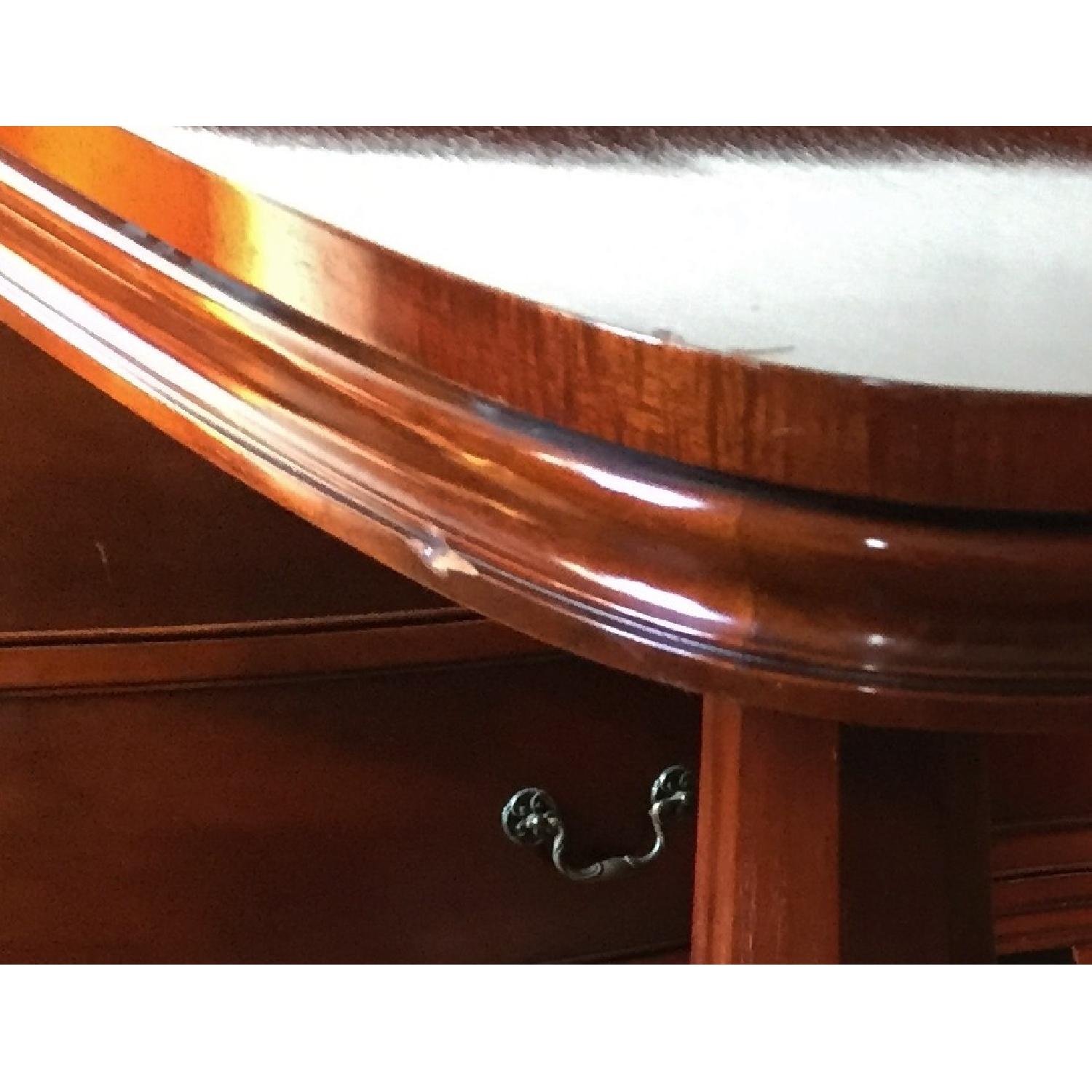 Morganton Duncan Phyfe Regency Dining Room Table w/ 6 Chairs - image-6