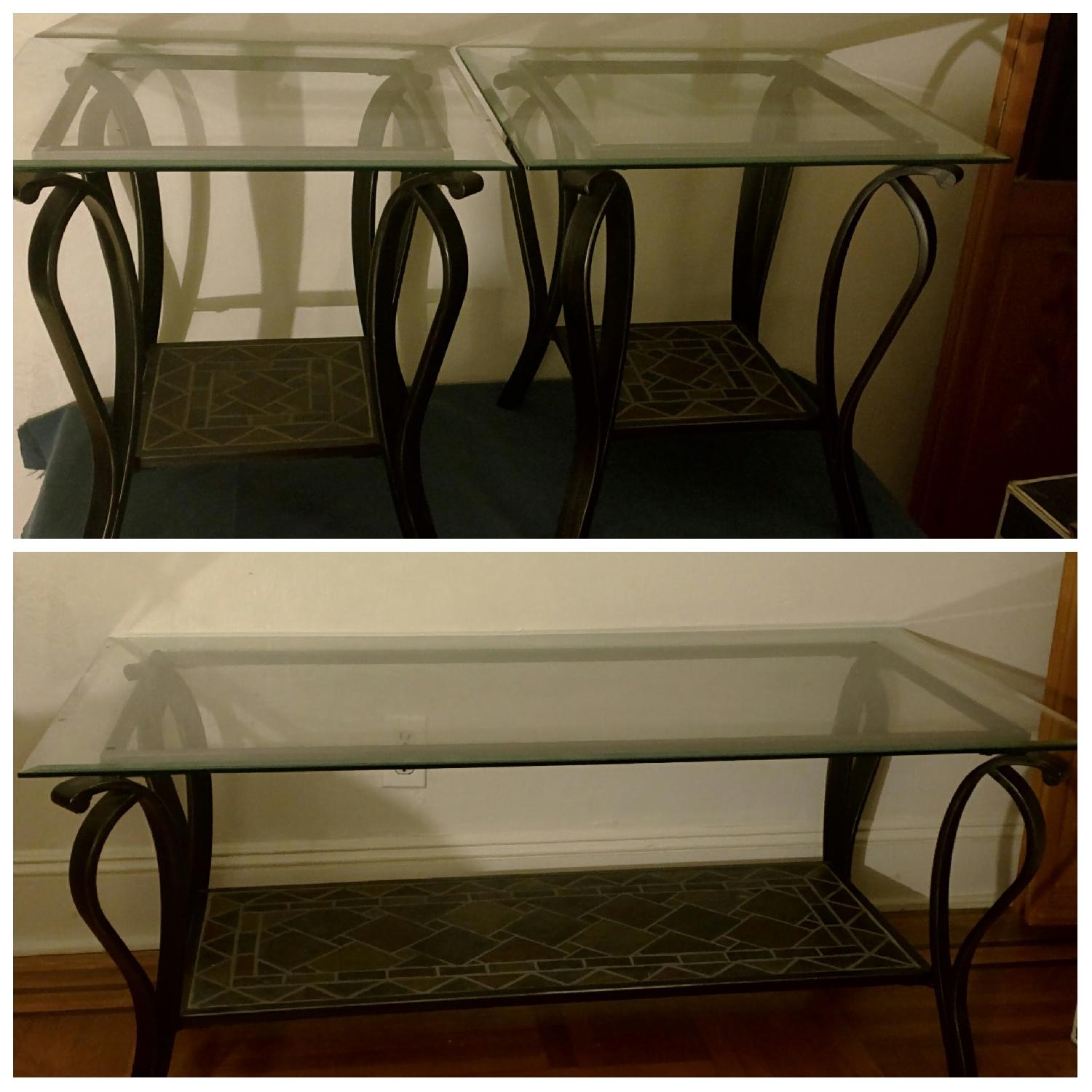 Bob's Coffee + 2 End Tables AptDeco