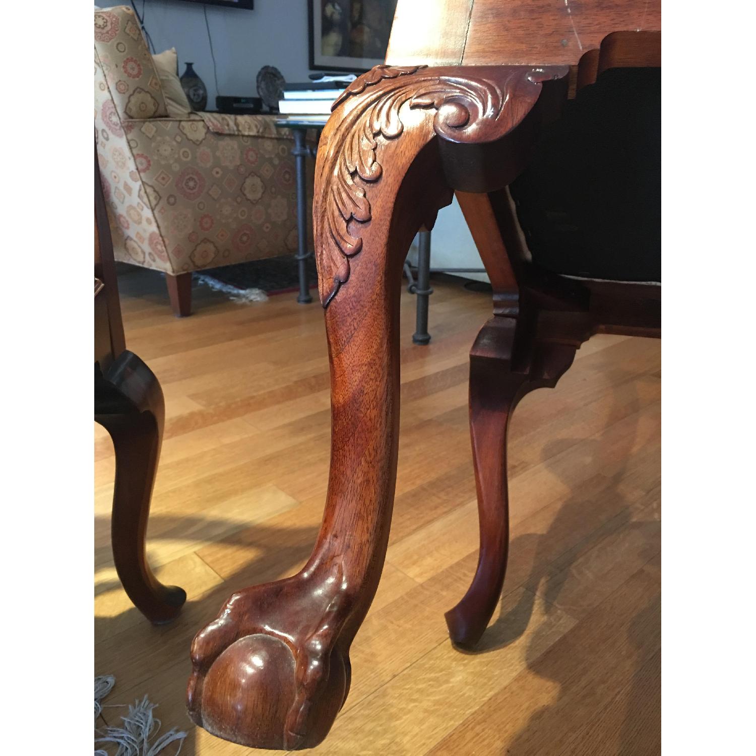 Traditional Queen Anne Dining Room Set - image-4