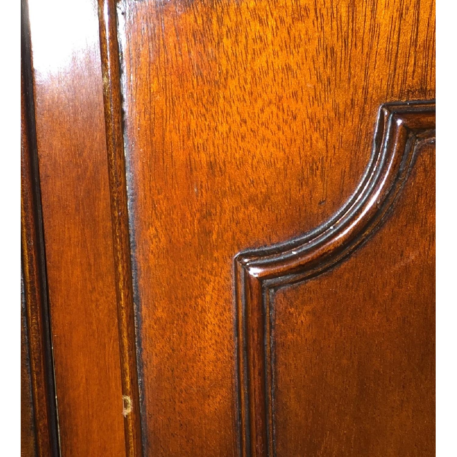 Morganton Duncan Phyfe Serpentine Sideboard - image-7