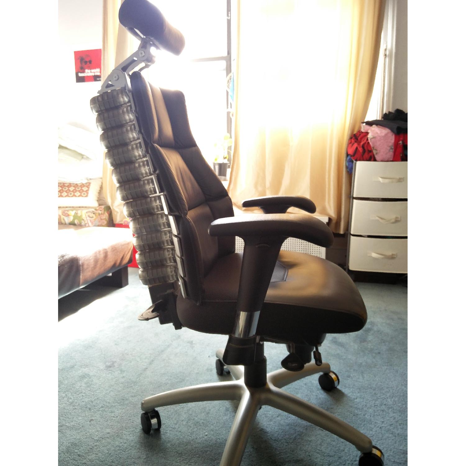 RFM Verte Executive Series Chair - image-2