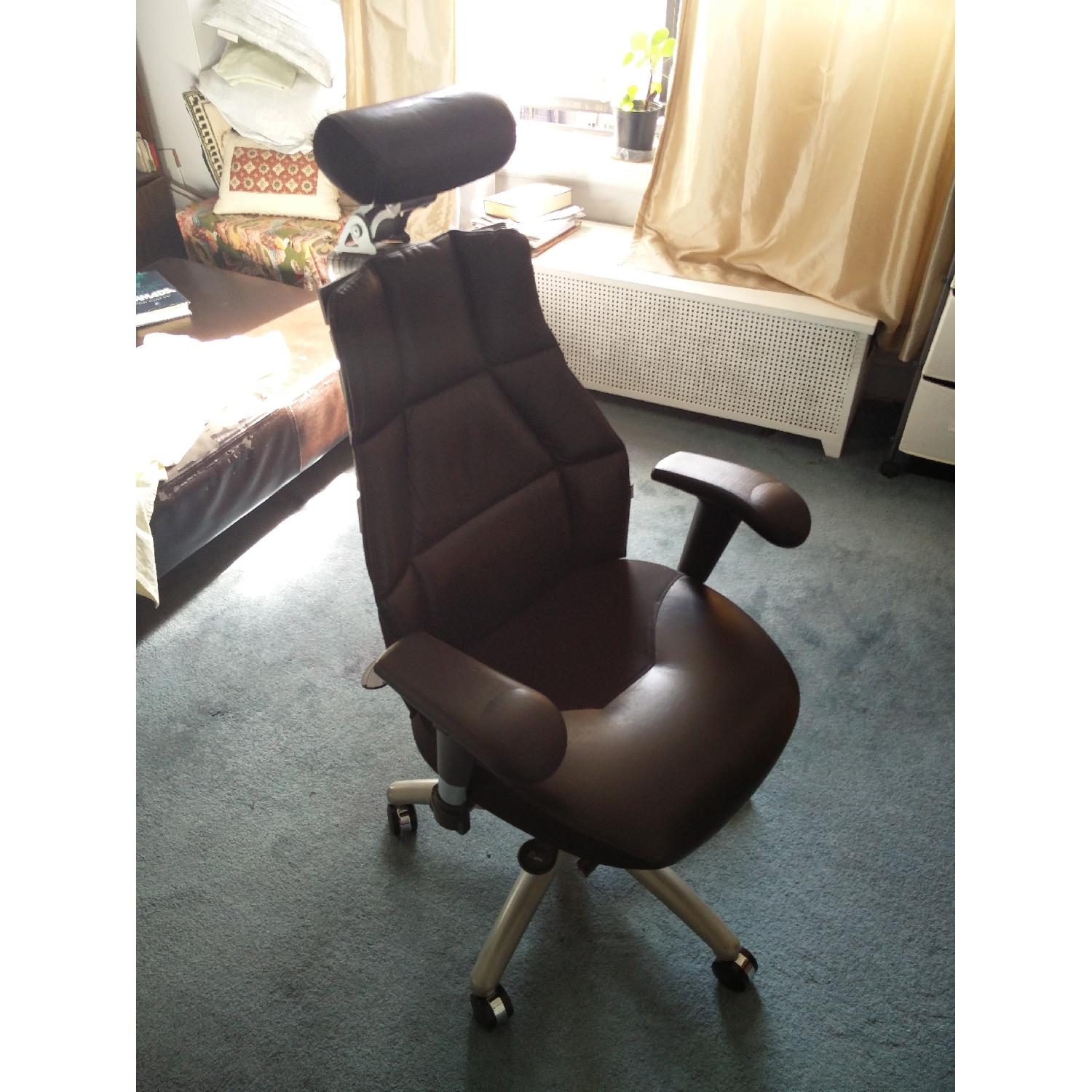 RFM Verte Executive Series Chair - image-5