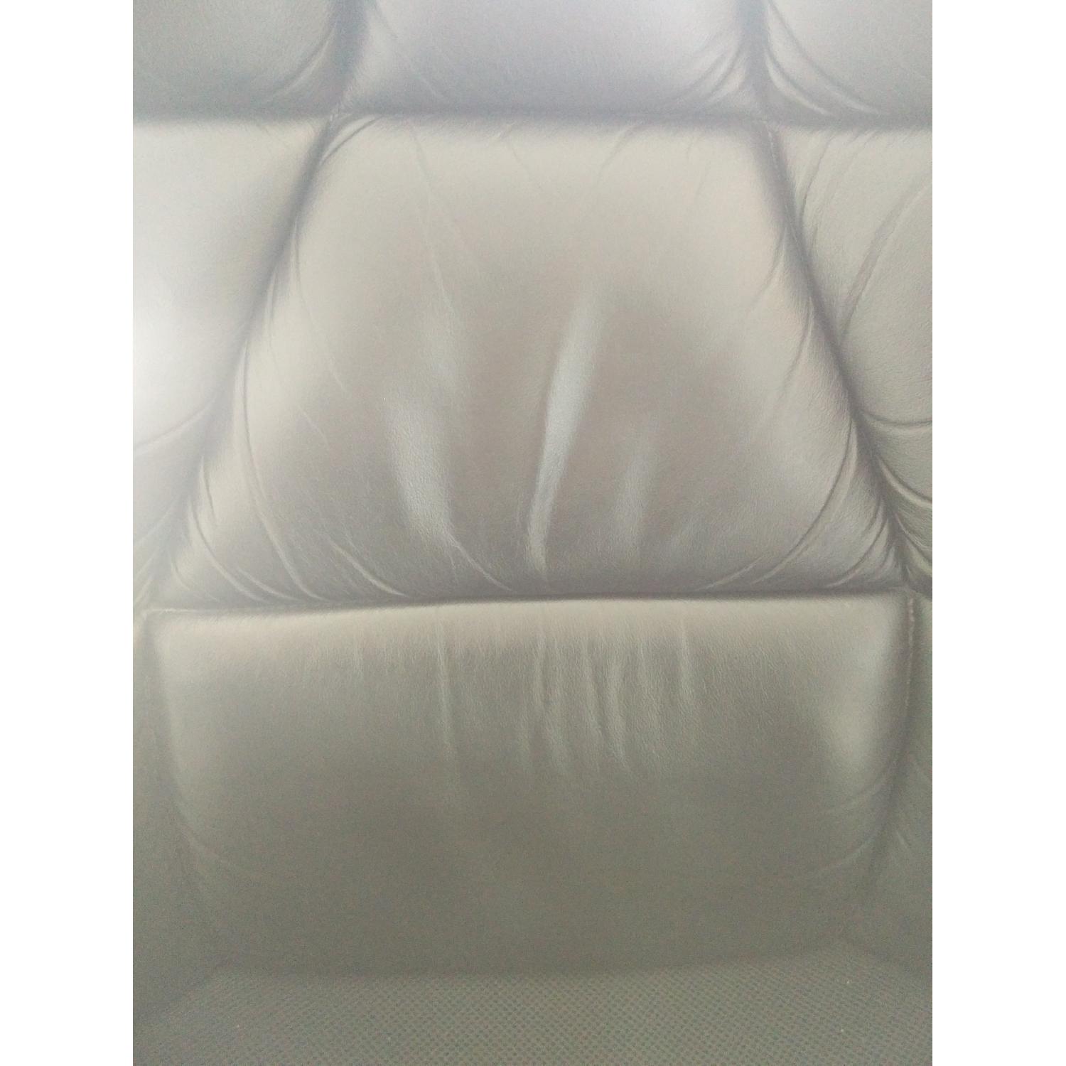 RFM Verte Executive Series Chair - image-6