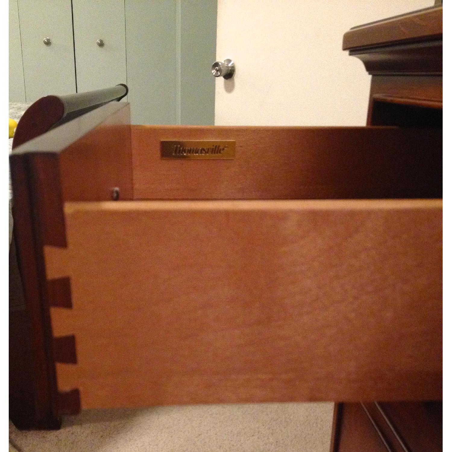 Thomasville Cherry Cinnamon Hill Dresser w/ Mirror - image-5