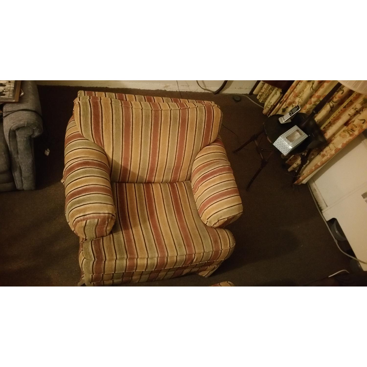 Armchair & Ottoman - image-4