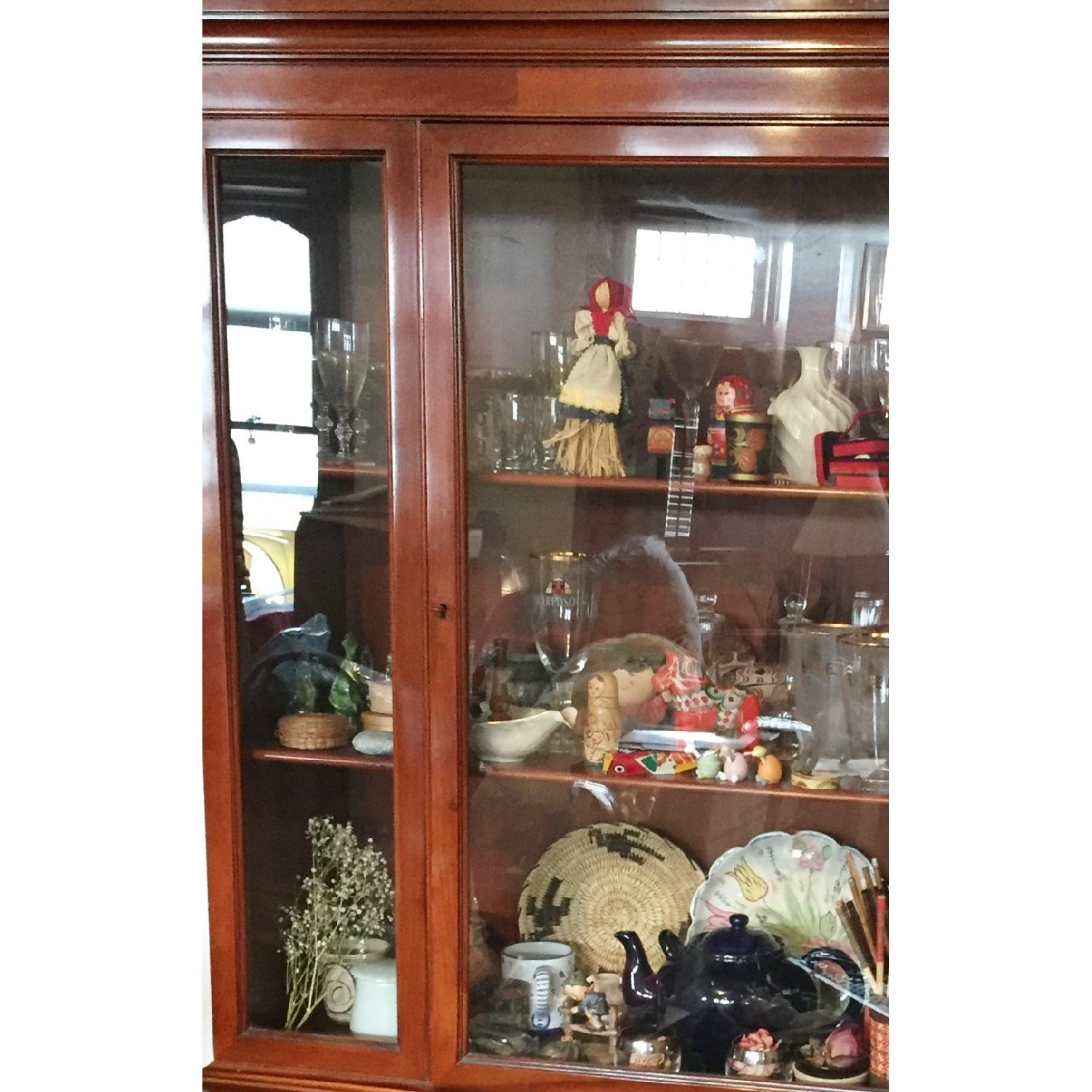 Morganton Duncan Phyfe China Cabinet - image-6