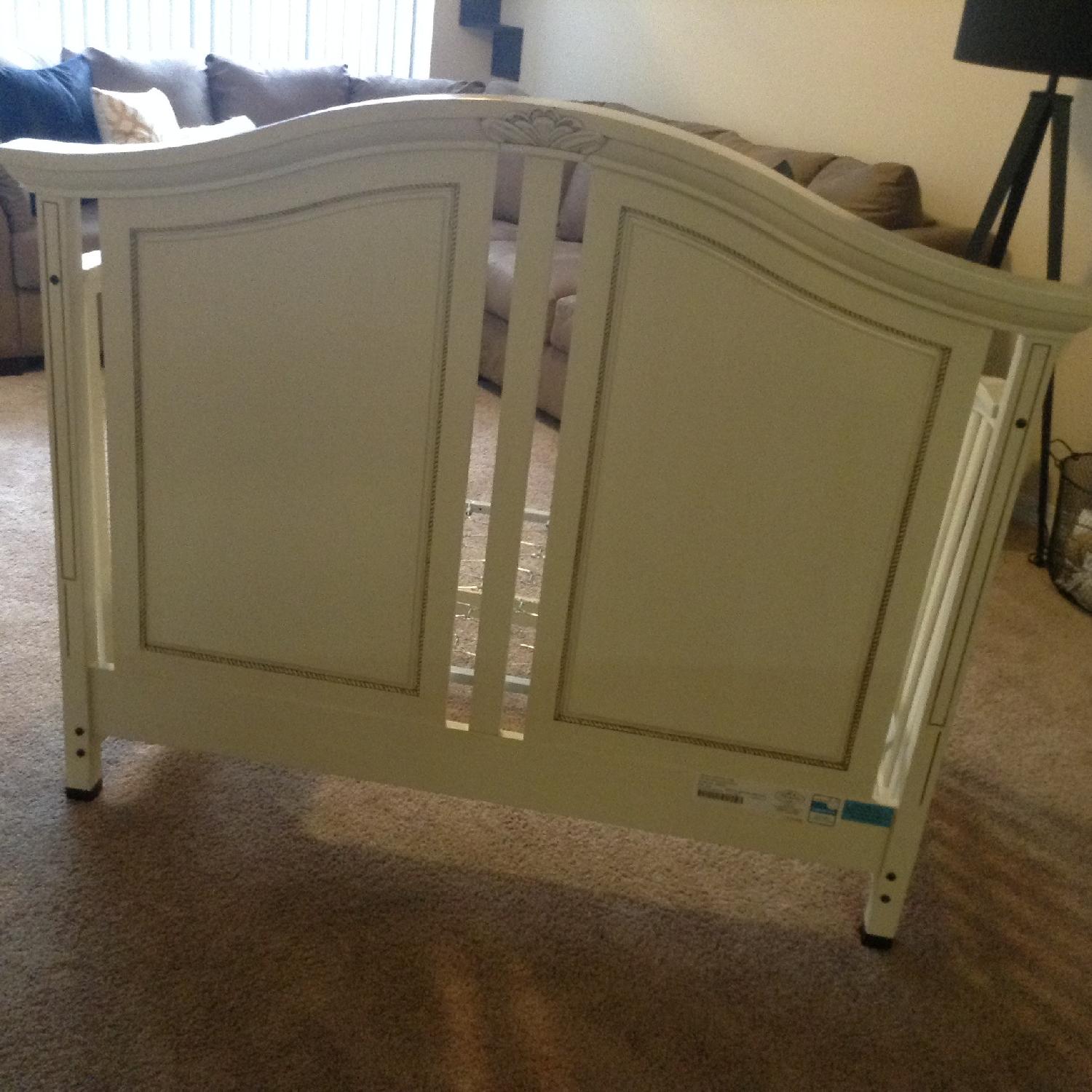 Bonavita Baby Furniture 3 in 1 Bed - image-4