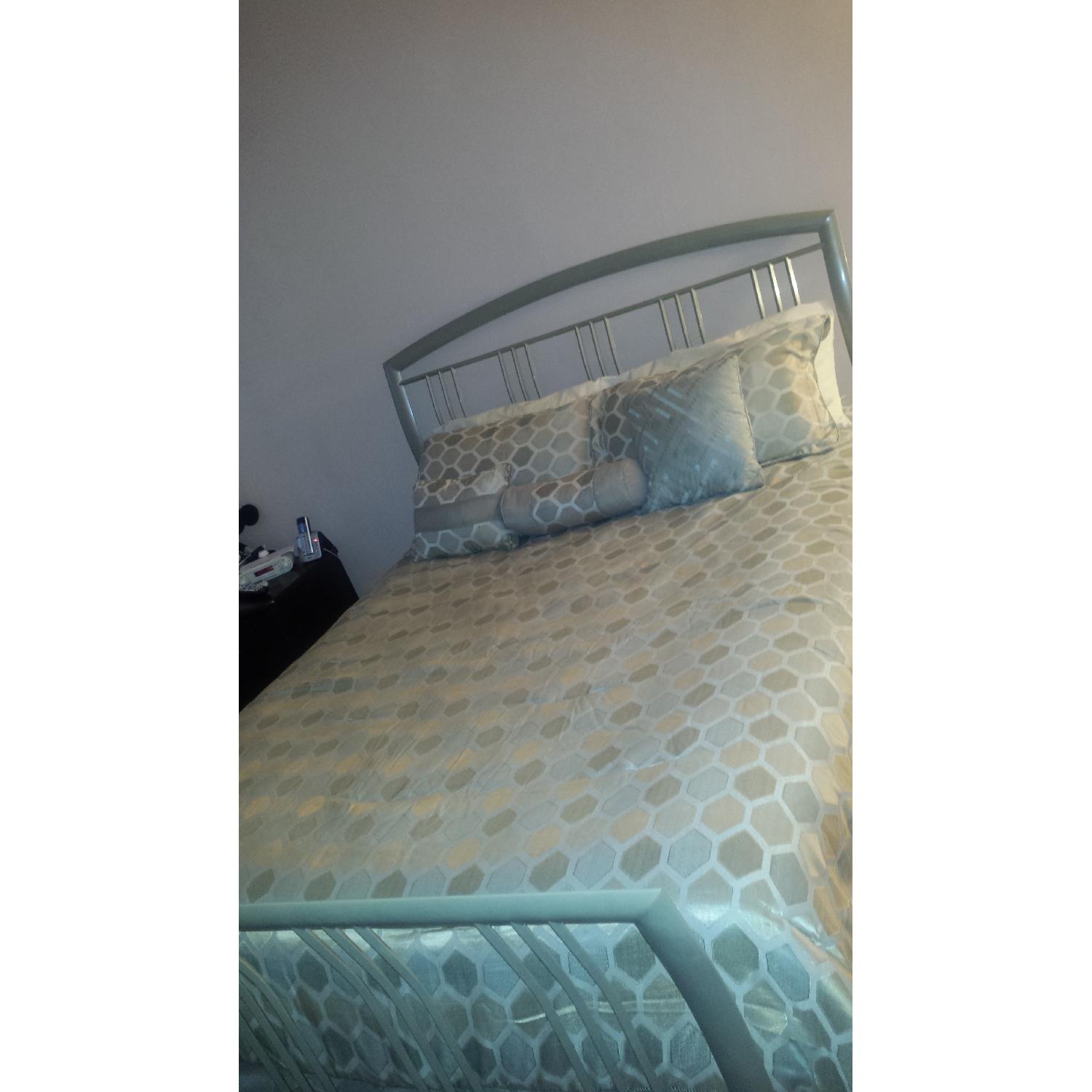 Queen Size Bed Frame w/ Head/Footboard - image-3