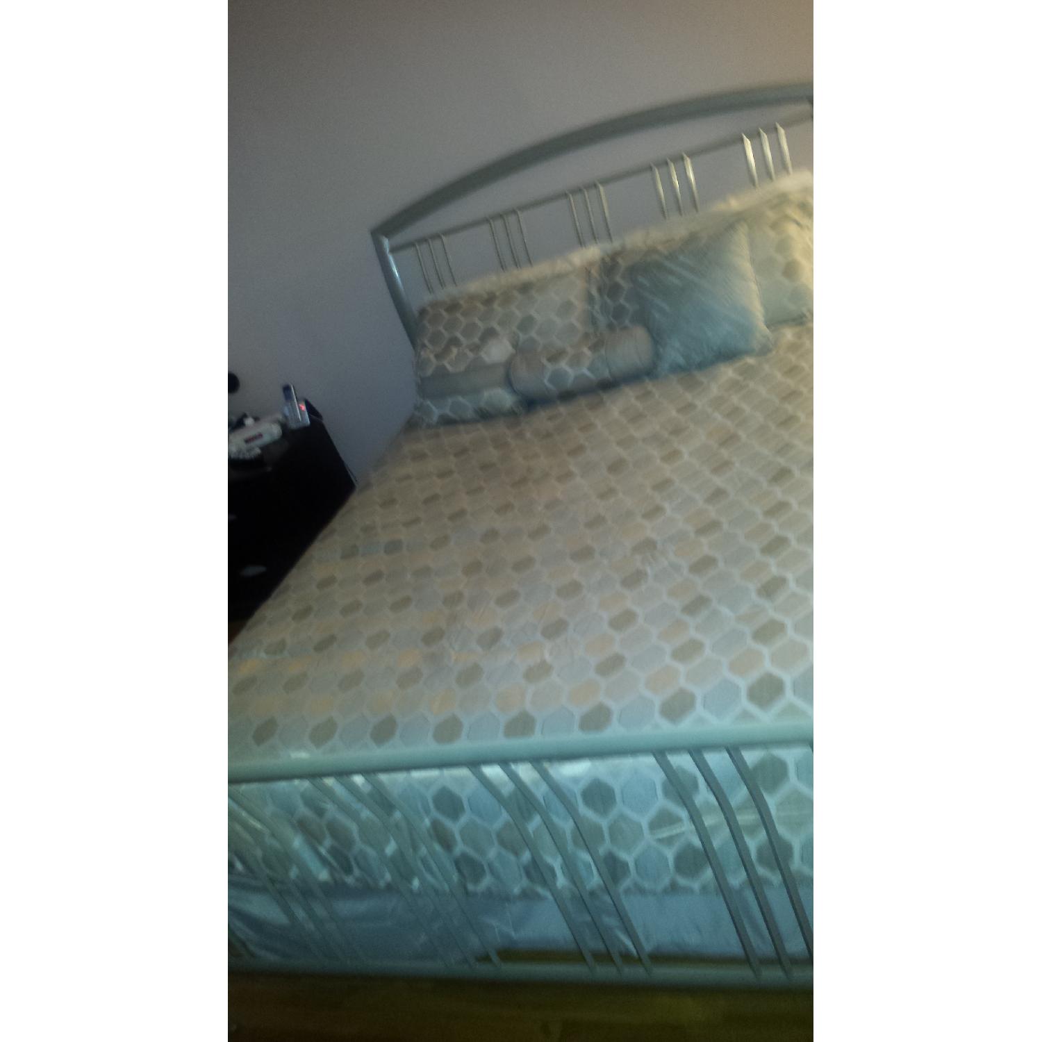 Queen Size Bed Frame w/ Head/Footboard - image-4