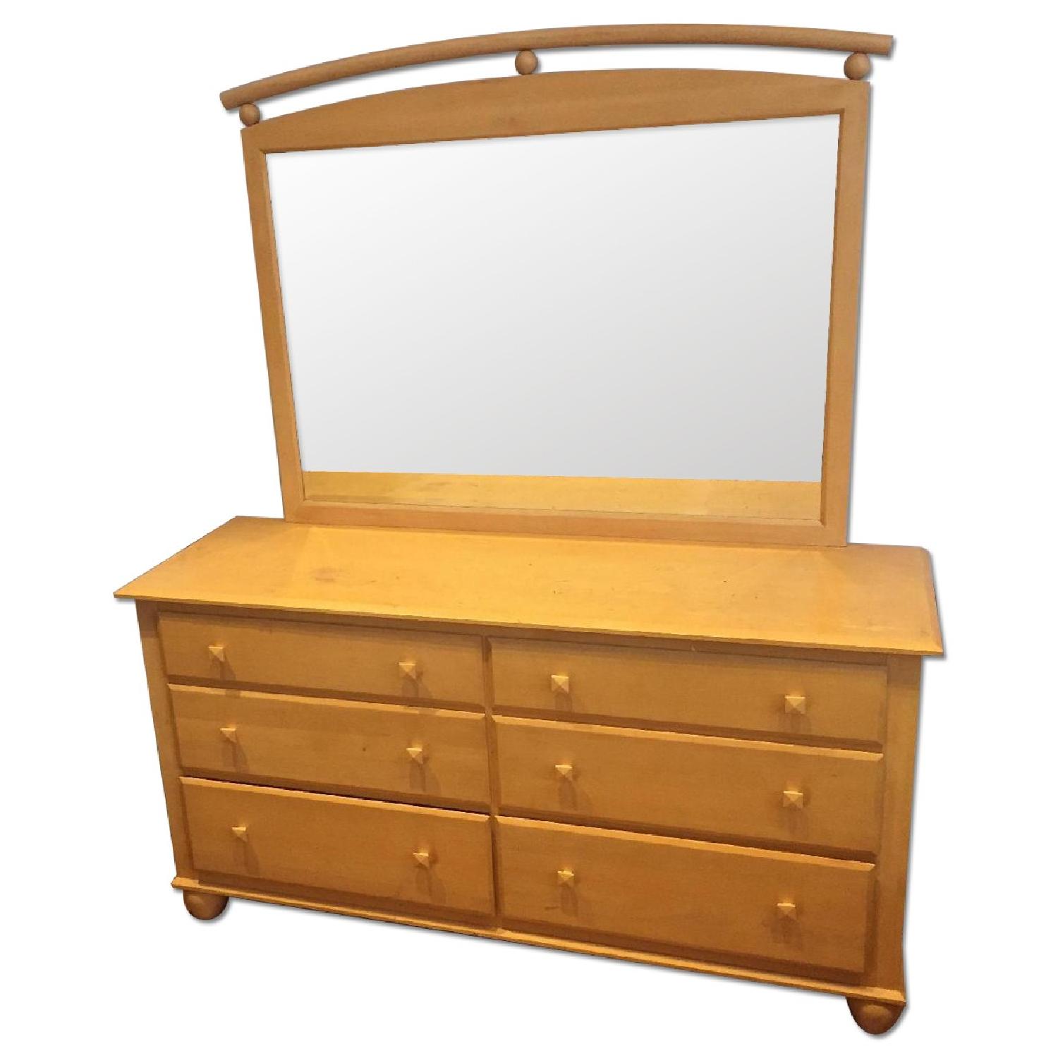 Ethan Allen Dresser w/ Mirror AptDeco