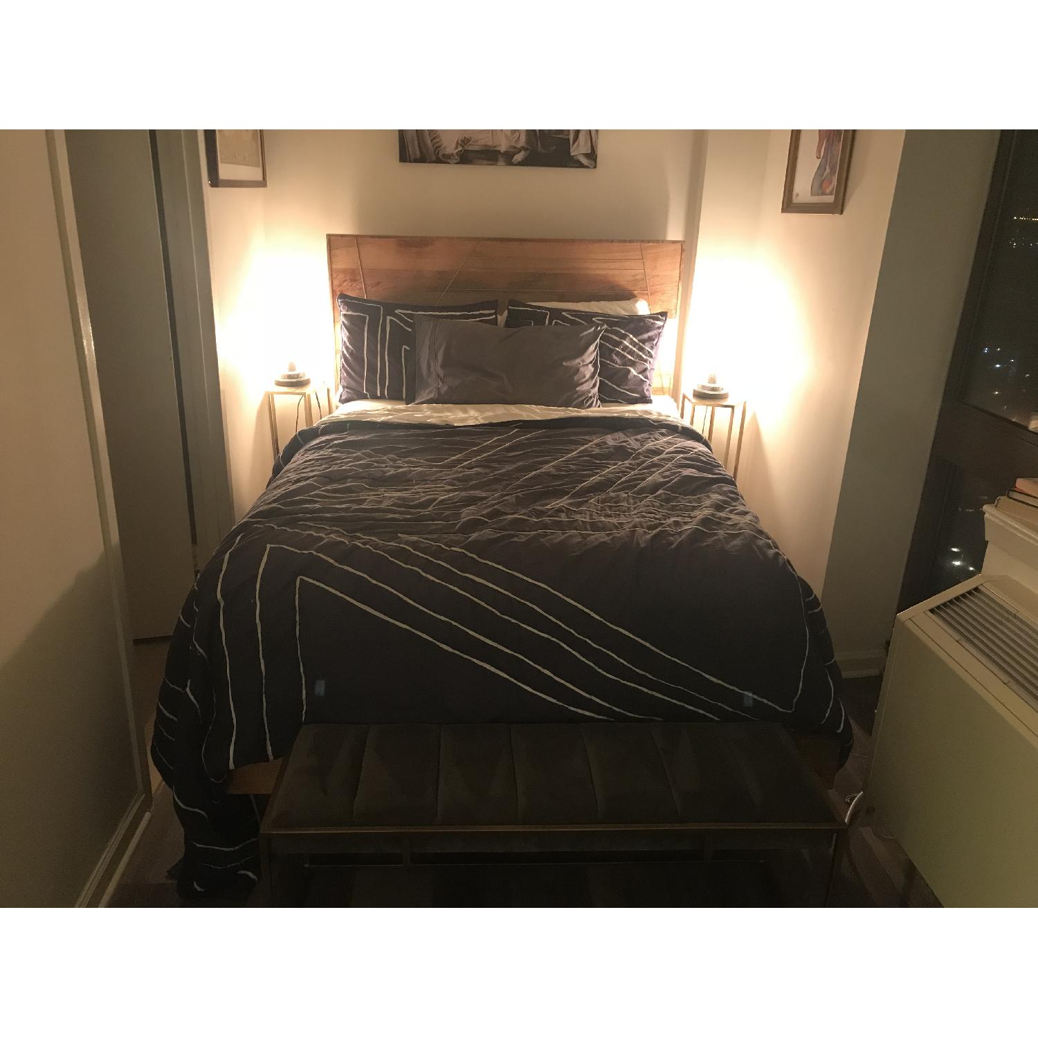 CB2 Polygon Pedestal in Gold - image-2