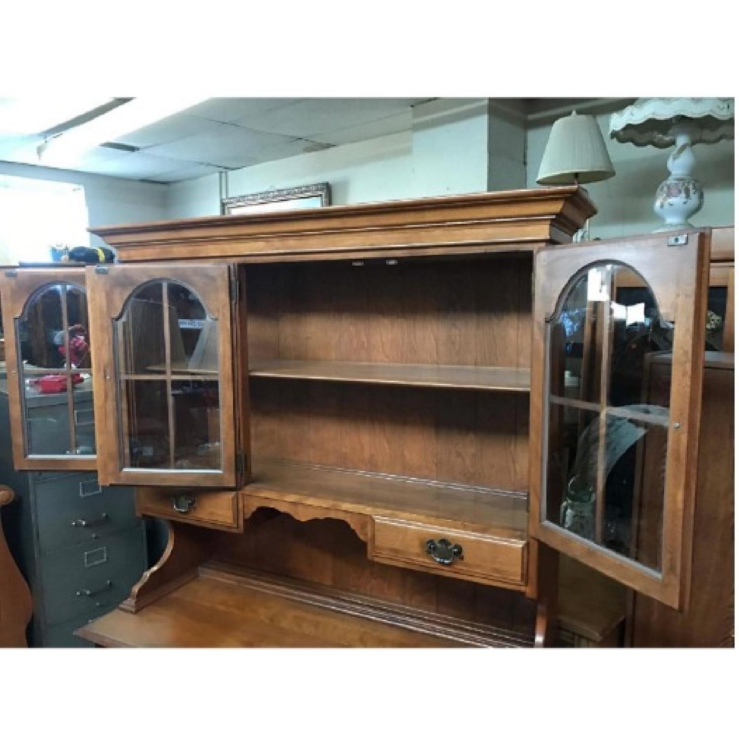 Ethan Allen Hutch/China Cabinet - image-15