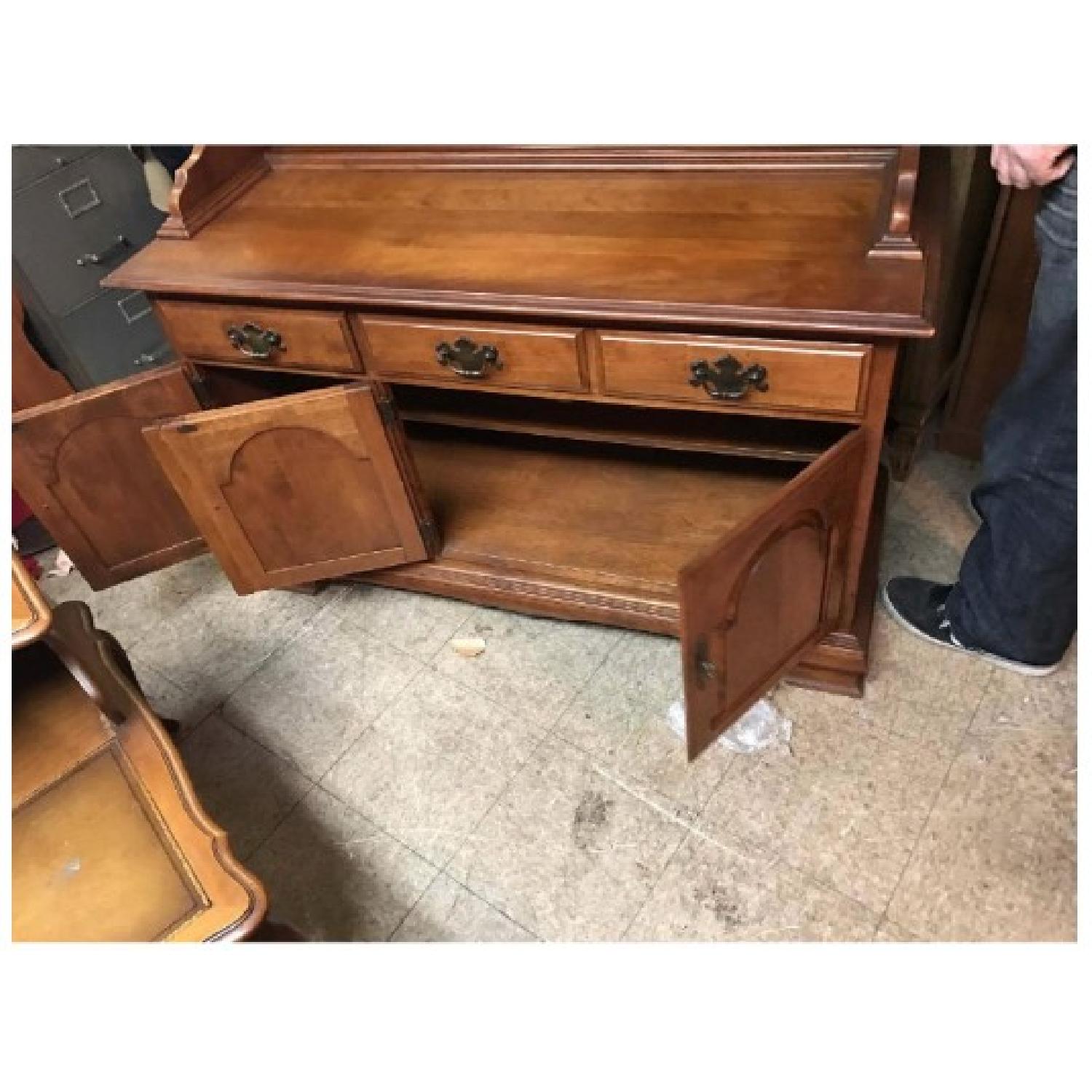 Ethan Allen Hutch/China Cabinet - image-16