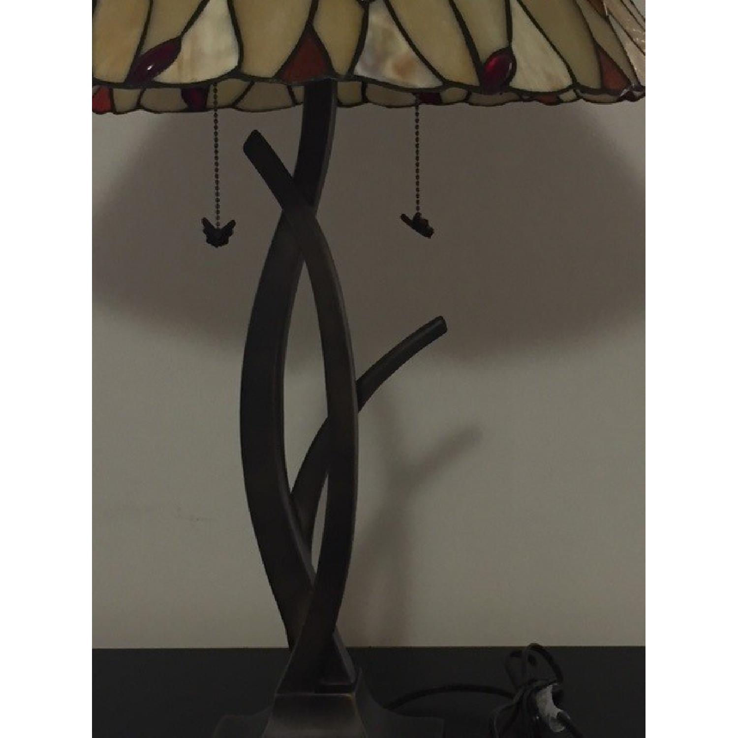 Rooms To Go Tiffany Style Table Lamp - image-1
