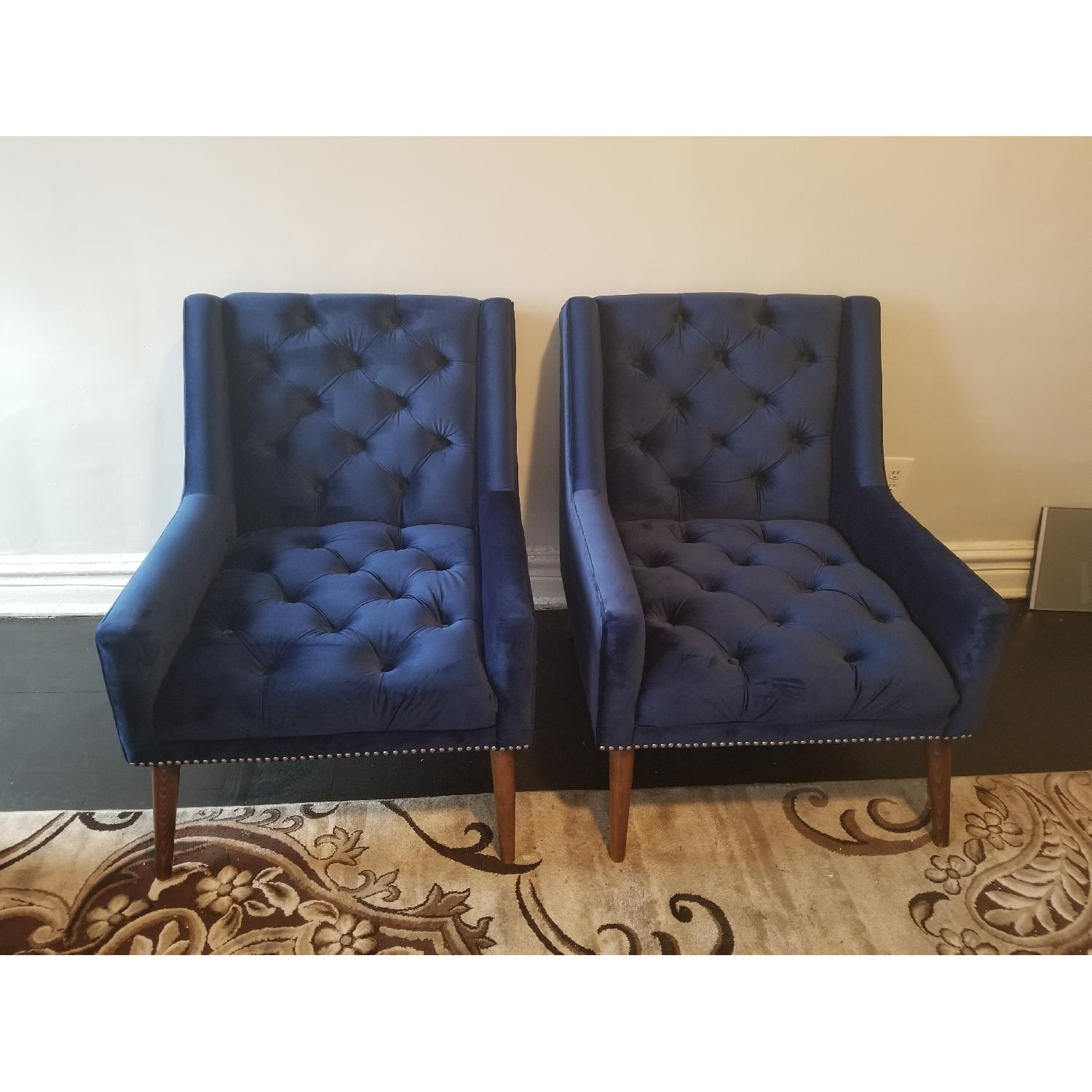 Blue Velvet Tufted Armchair - image-2