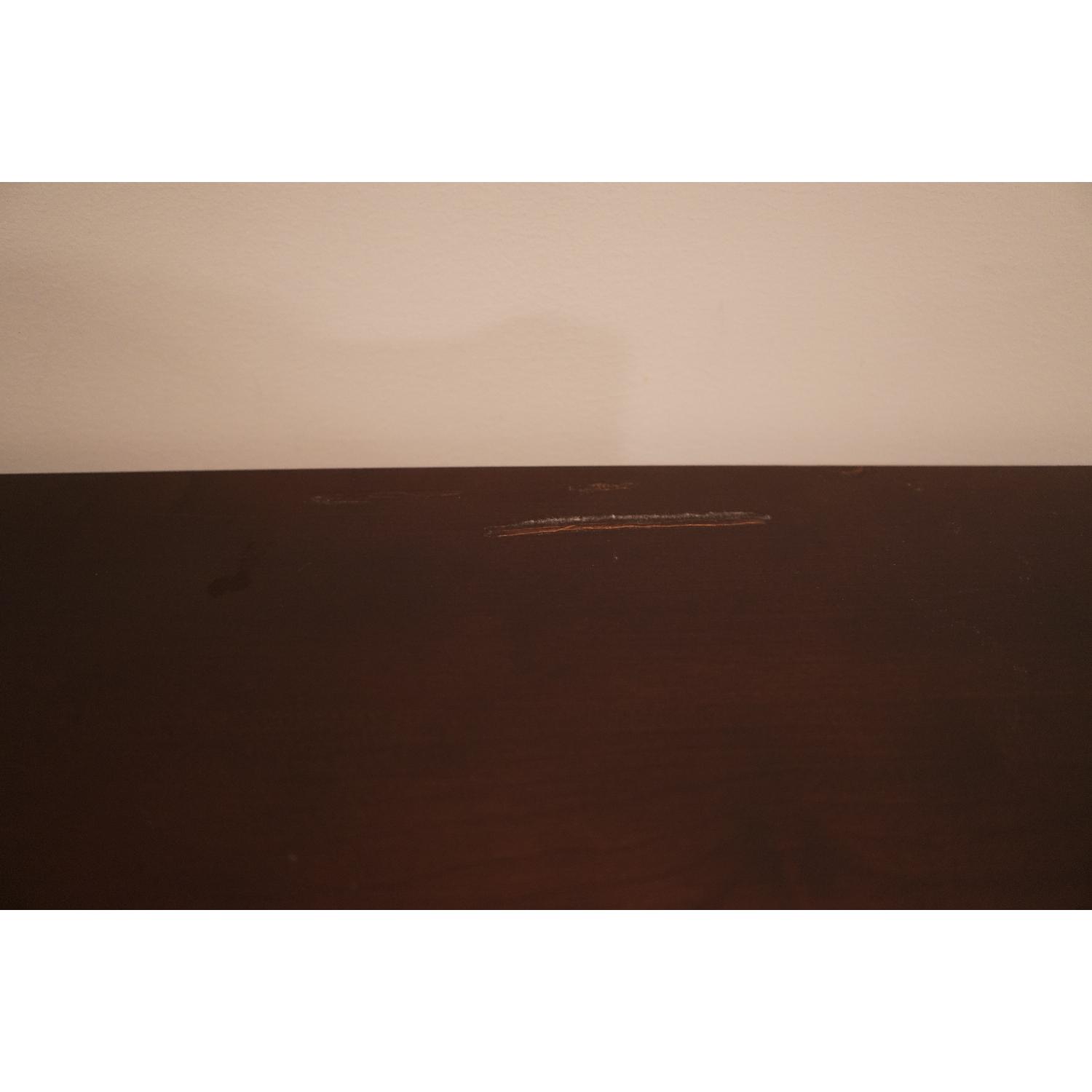 Vaughan Bassett 5-Drawer Dresser - image-4