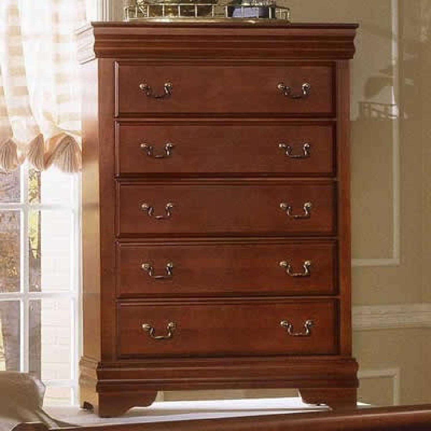 Vaughan Bassett 5-Drawer Dresser - image-5
