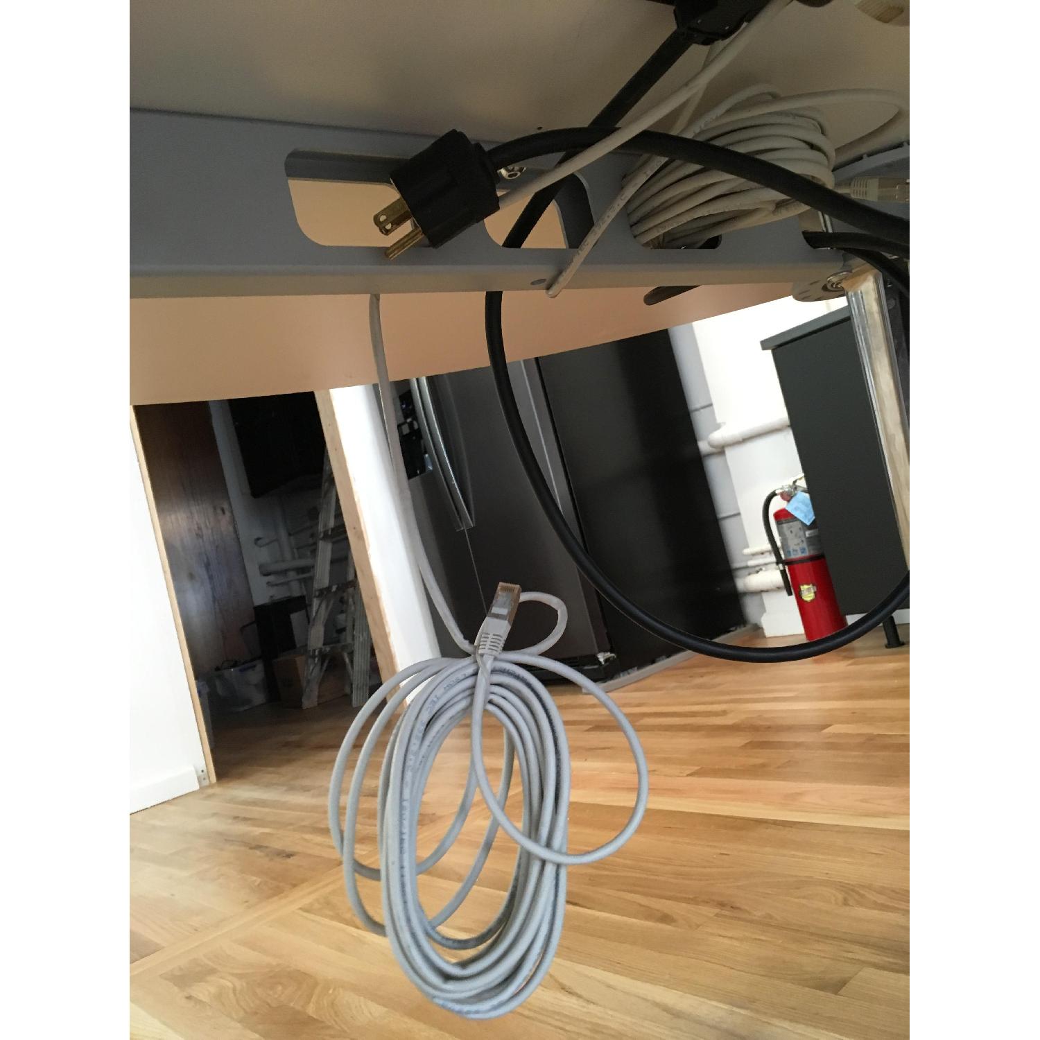 Vitra Alberto Meda Medamorph Conference Table - image-3