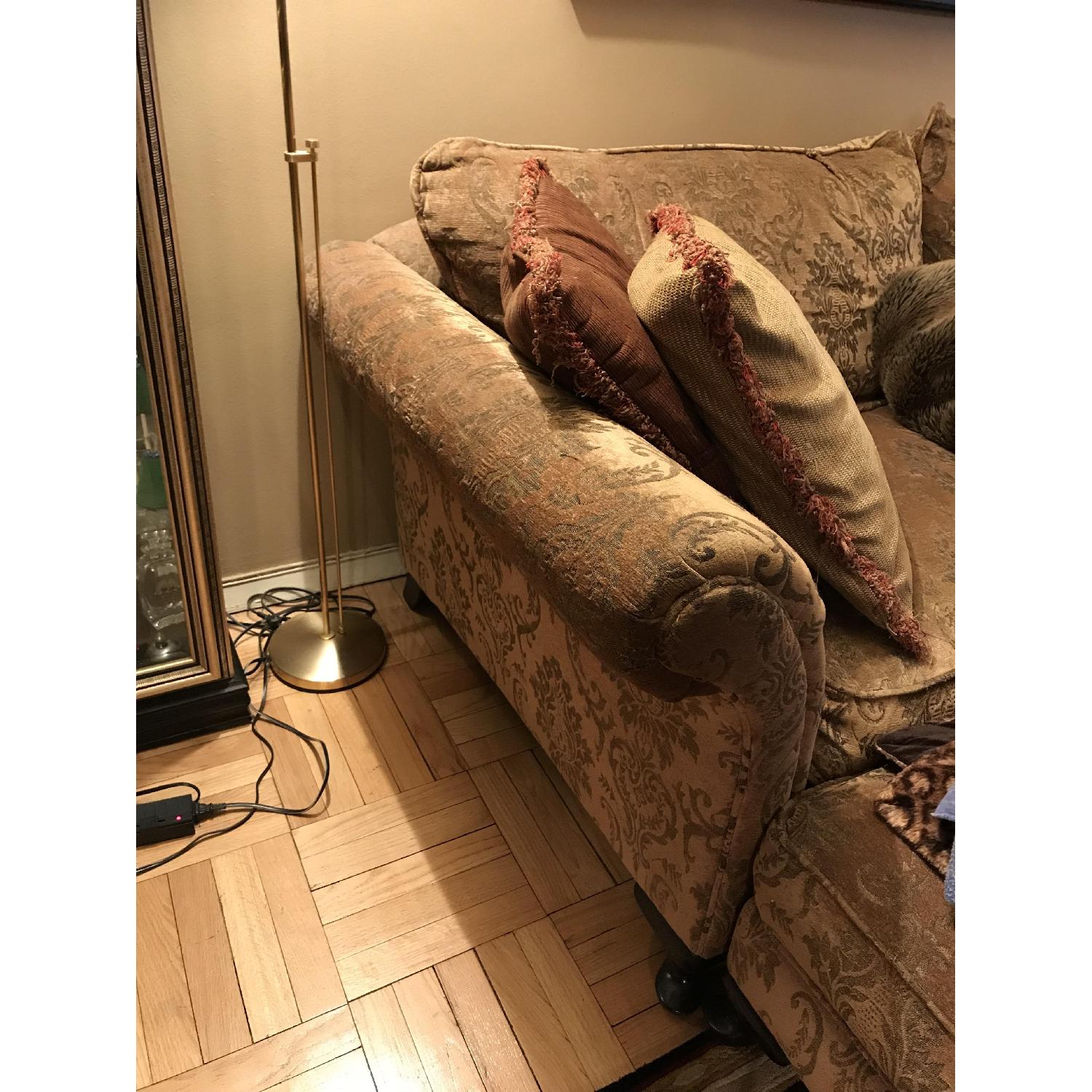 Bernhardt Vintage Sofa - image-3