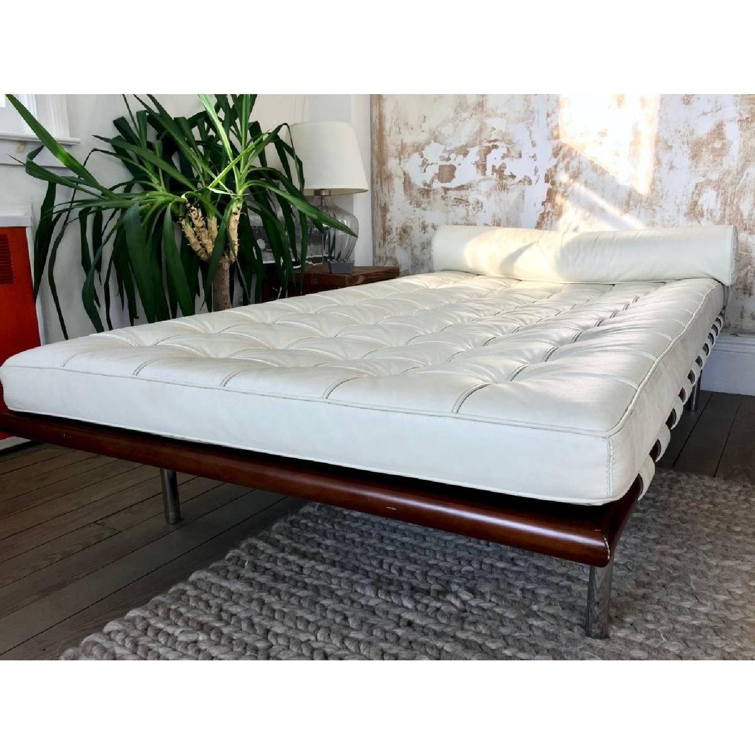 Mies Van Der Rohe Barcelona Daybed Replica - image-3