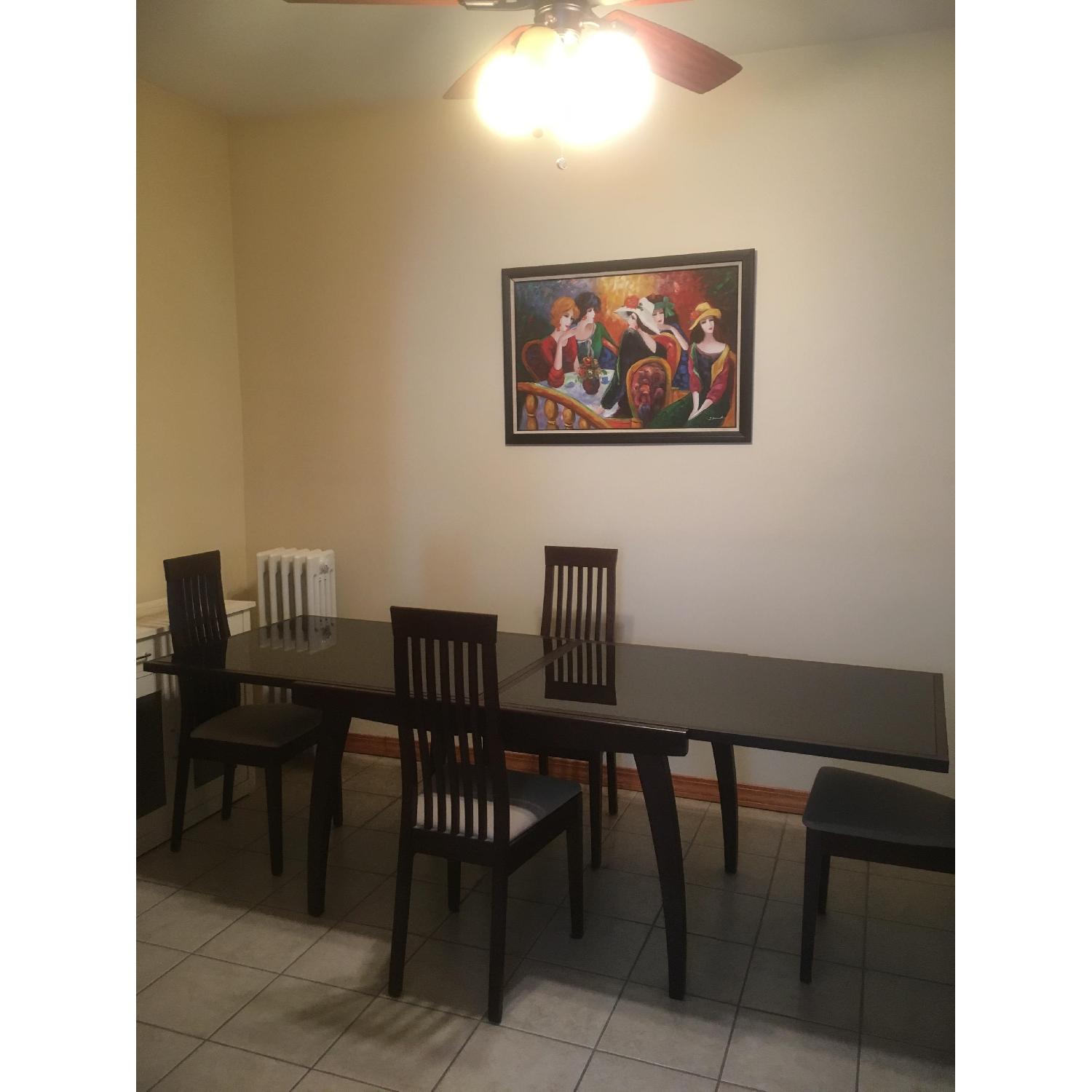 Calligaris Extendable Dining Table w/ 4 Chairs - AptDeco