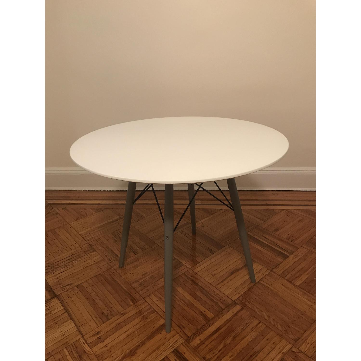 White Round, Mid-Century Modern Dining Table - image-1