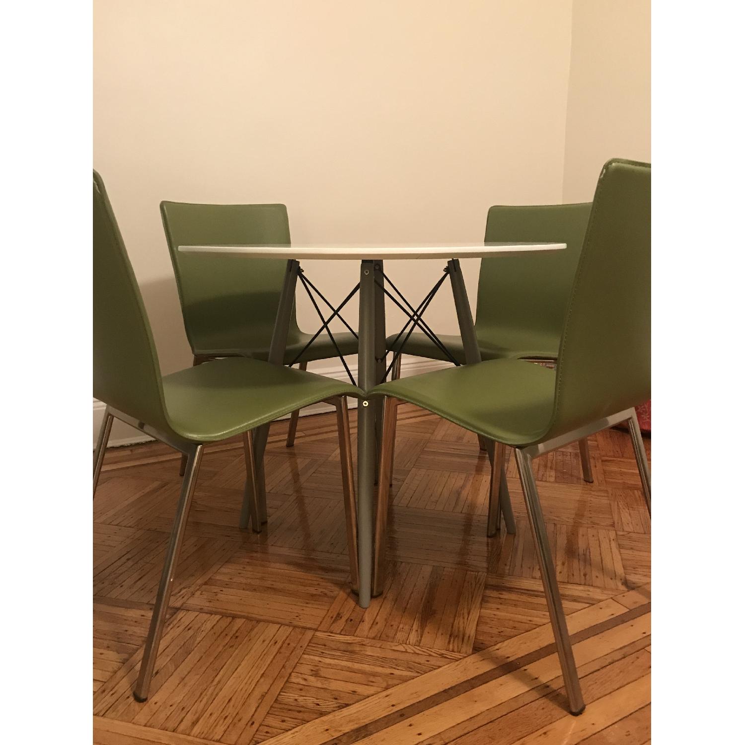 White Round, Mid-Century Modern Dining Table - image-6