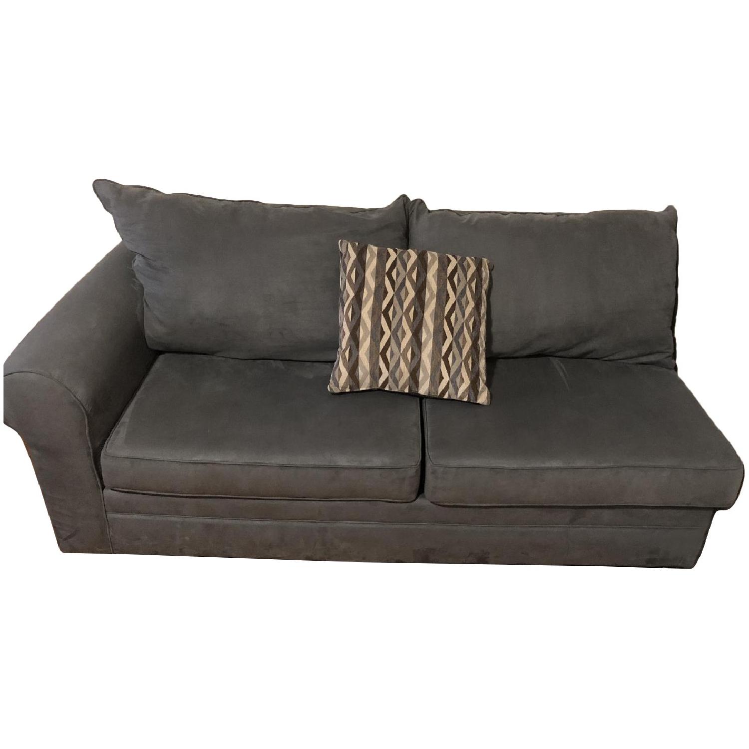 Bob's Venus 2Seater Sofa AptDeco