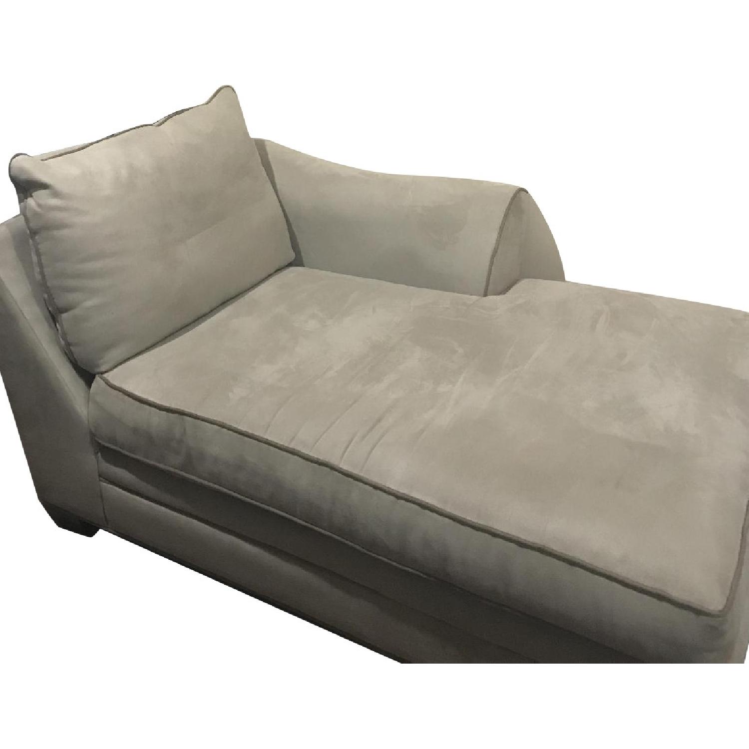 Raymour & Flanigan Foresthill 5 Piece Sectional Sofa - AptDeco