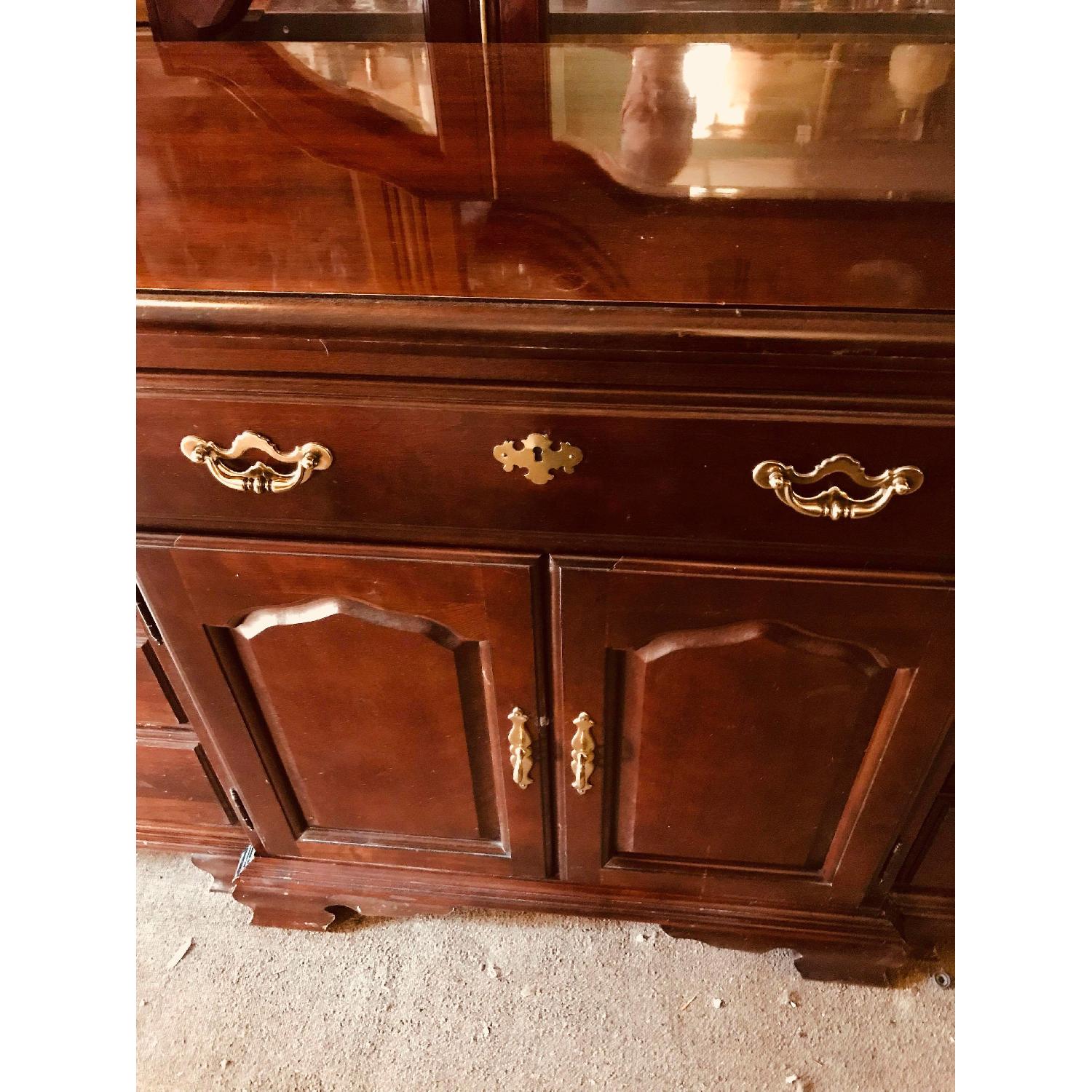 Thomasvill Furniture Vintage 1980s Dresser w/ Mirror - image-17