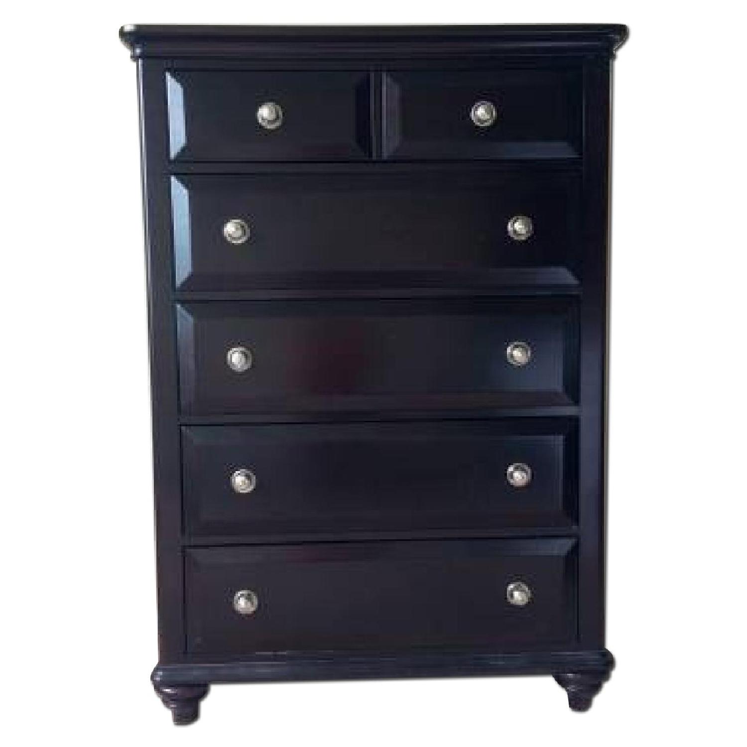 Haverty's Chest of Drawers AptDeco