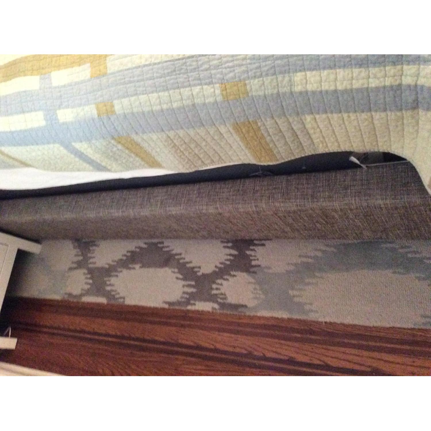 Ashley's Grey Upholstered Tufted Sorinella Queen Bed - image-4