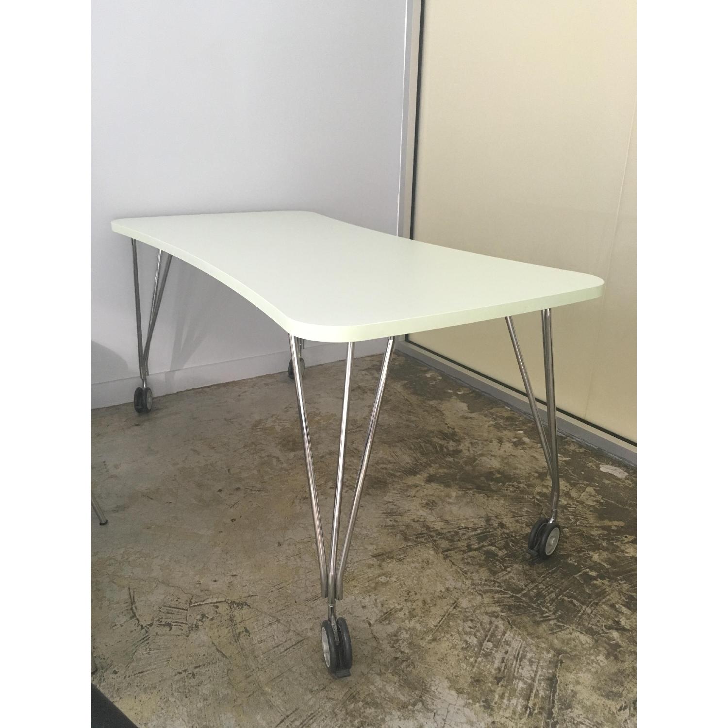 Kartell Max Table in Fennel Green - AptDeco