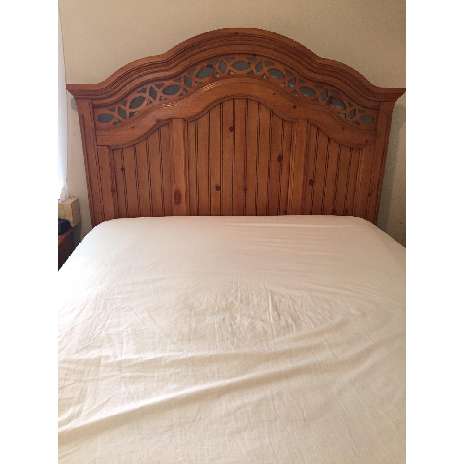 Raymour & Flanigan Queen Size Bed Frame - image-2