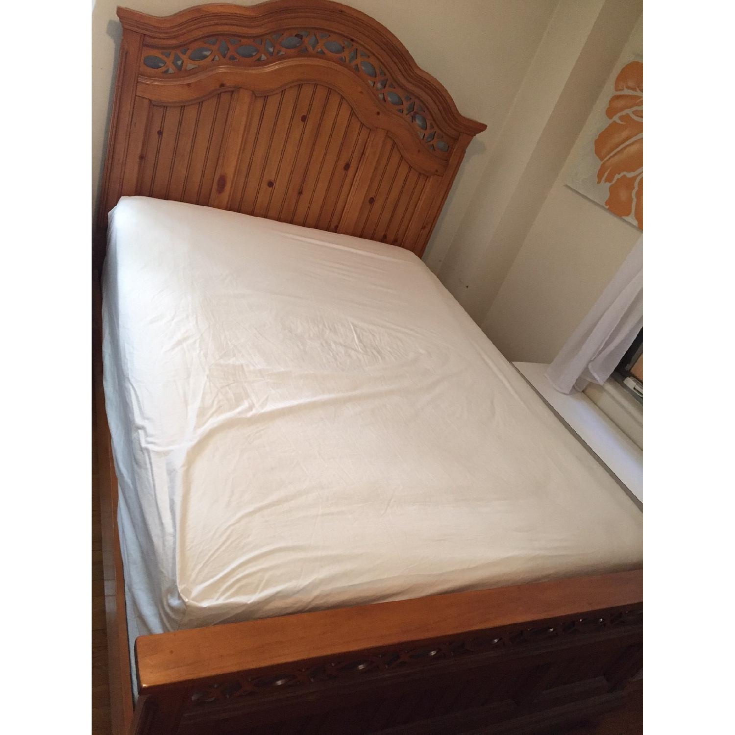 Raymour & Flanigan Queen Size Bed Frame - image-3
