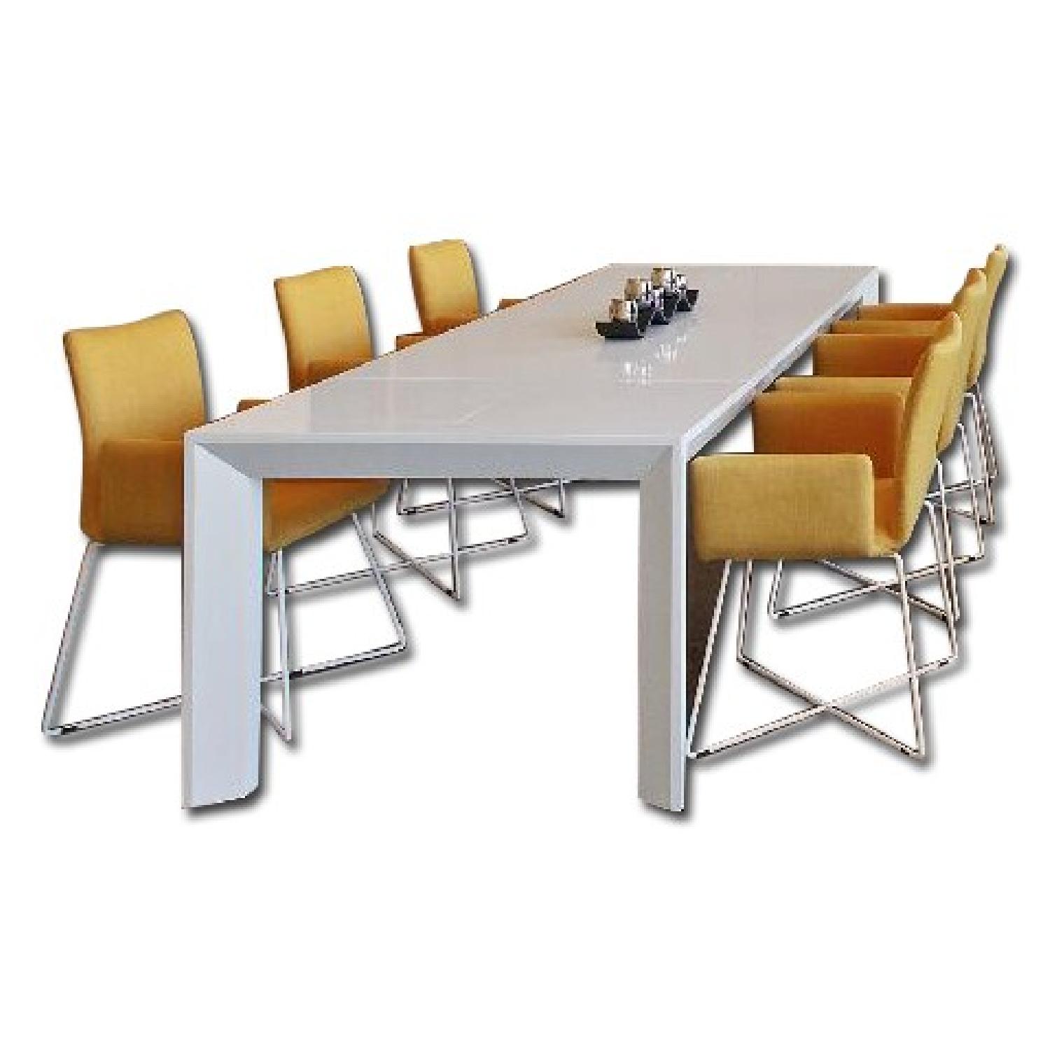 White Expandable Dining Table w/ 6 Chairs AptDeco