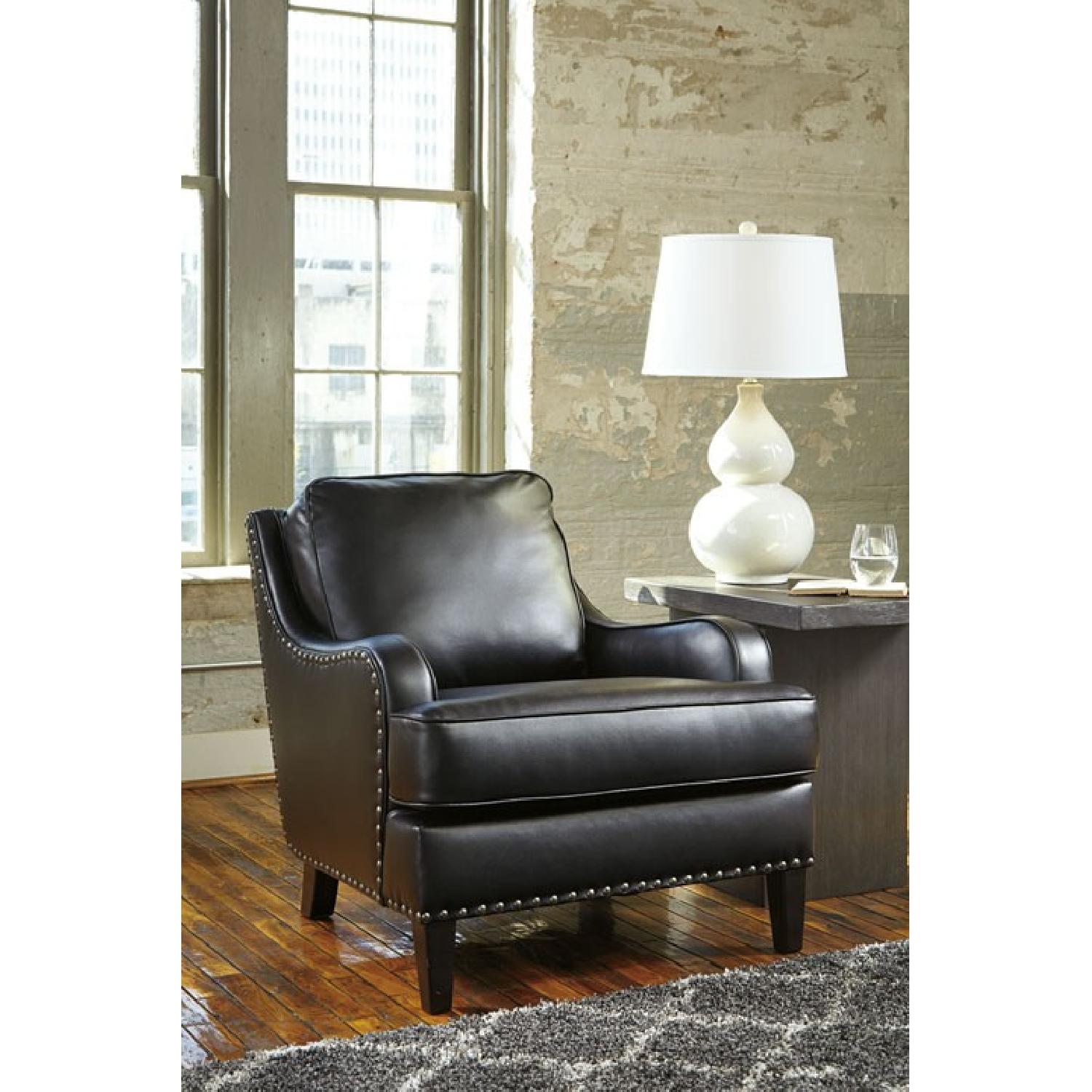 Laylanne Accent Chair - image-1