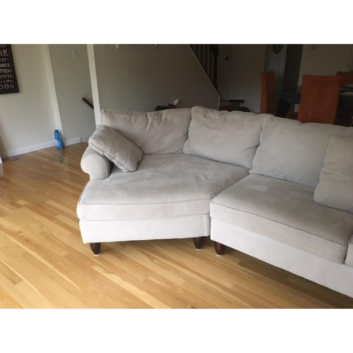 Haverty's Amalfi Sectional Sofa AptDeco