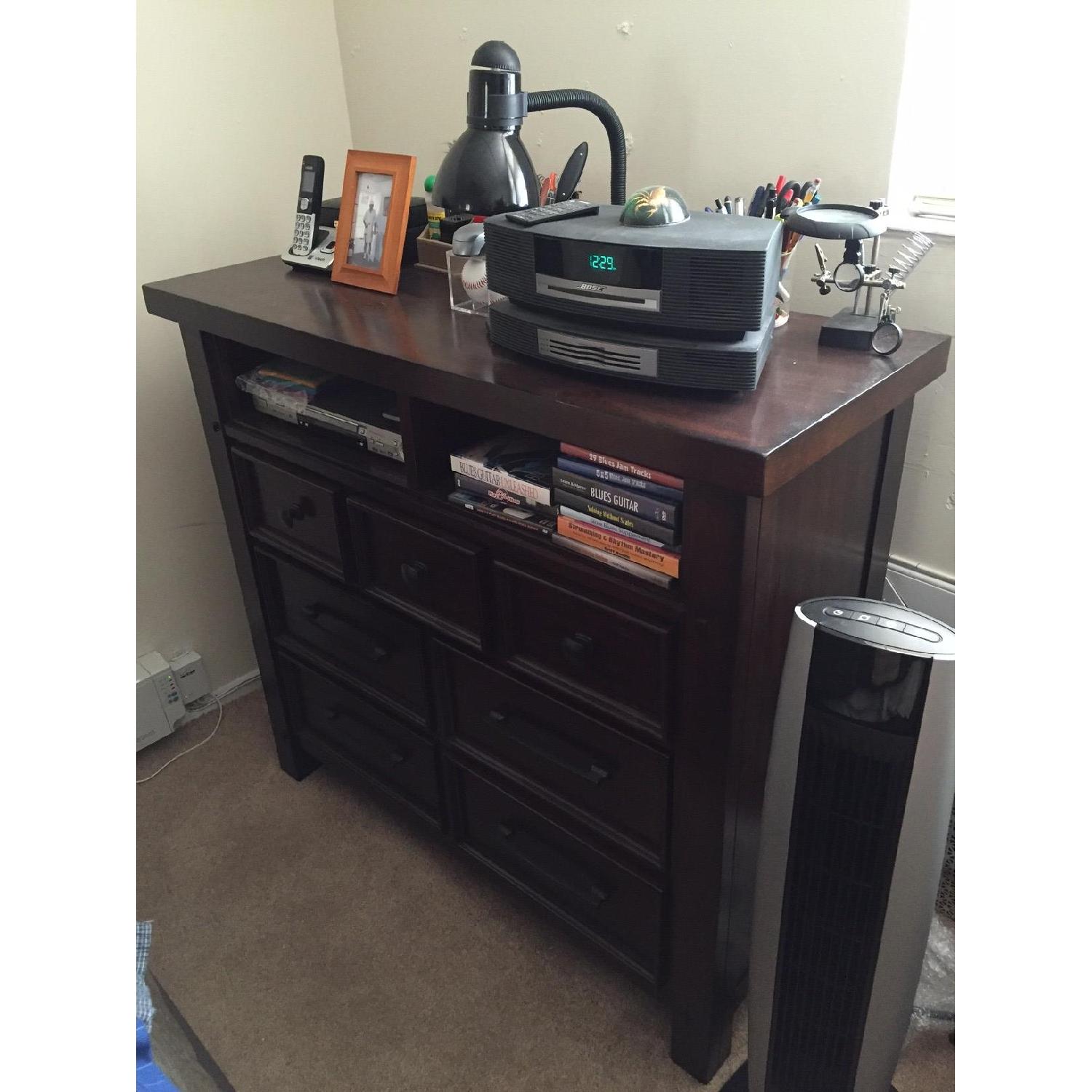 Bob's Hudson Queen Size 4 Piece Bedroom Set - image-4