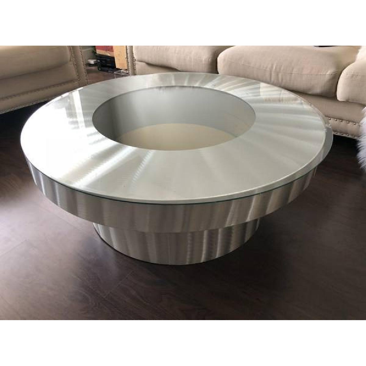Vortex Infinity Tunnel Table - image-4