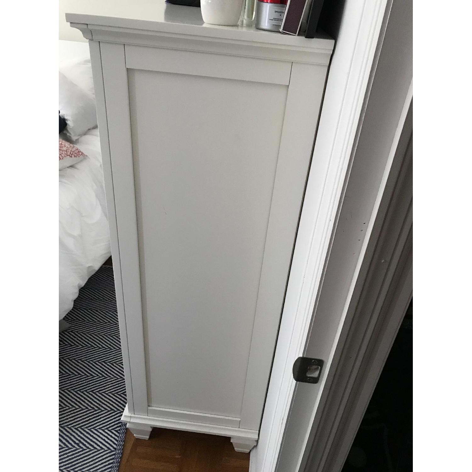 Coaster White Wood 5 Drawer Chest - image-2