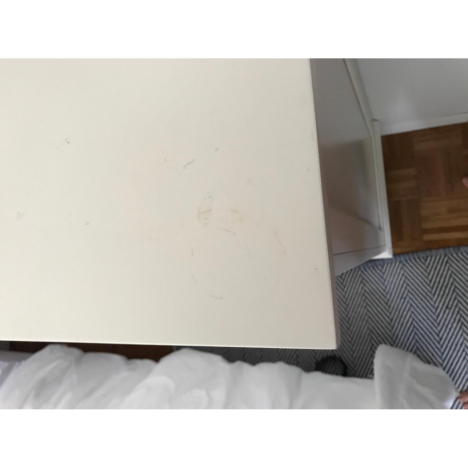 Coaster White Wood 5 Drawer Chest - image-4